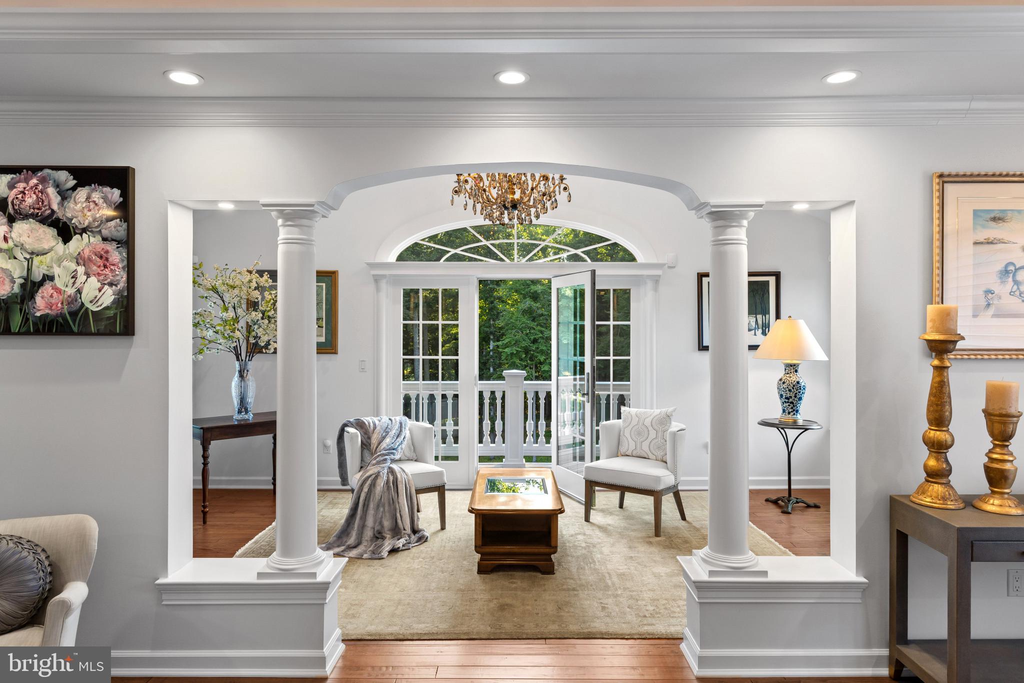 SOUTH RIVER COLONY - Residential