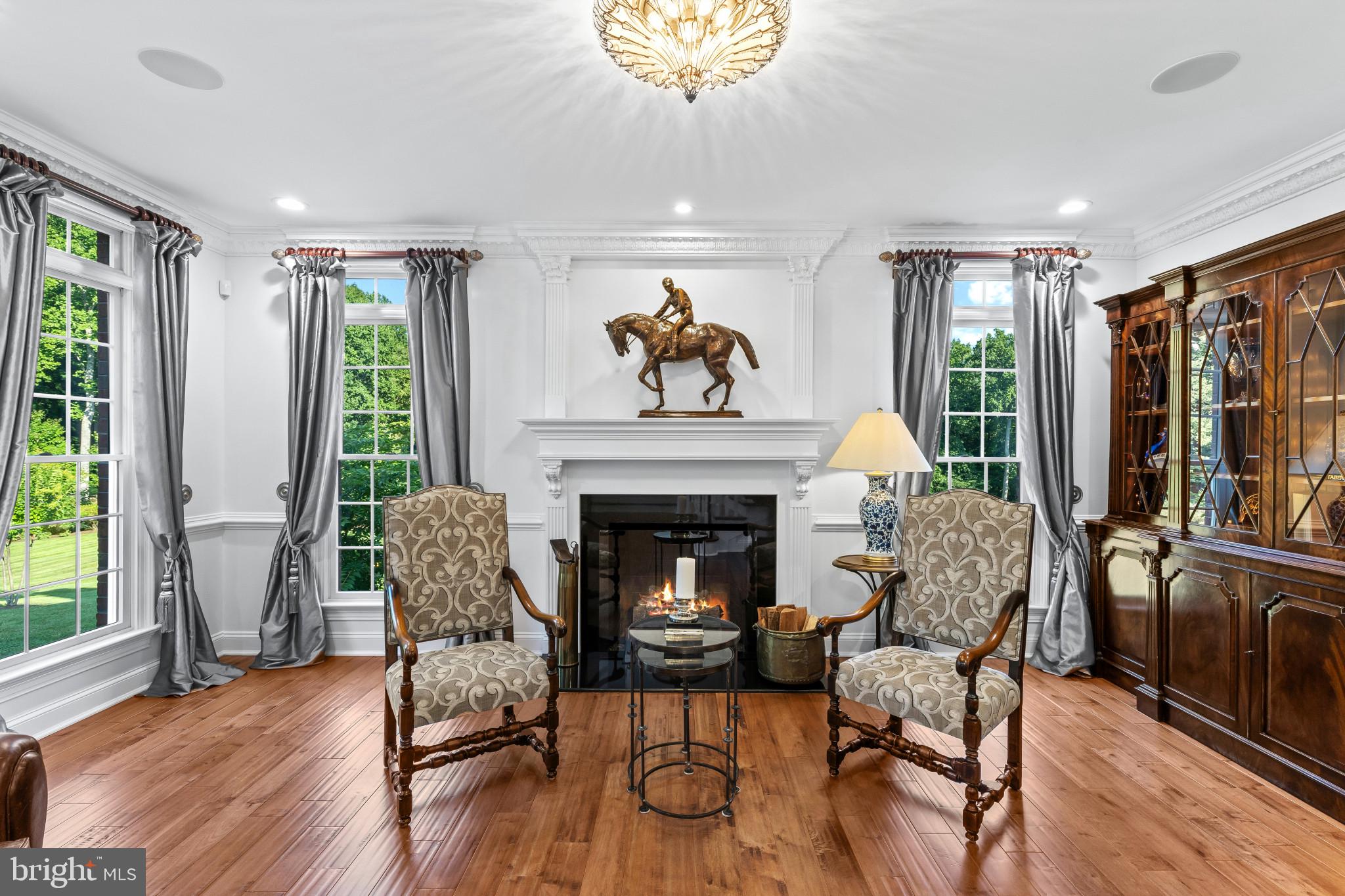 SOUTH RIVER COLONY - Residential