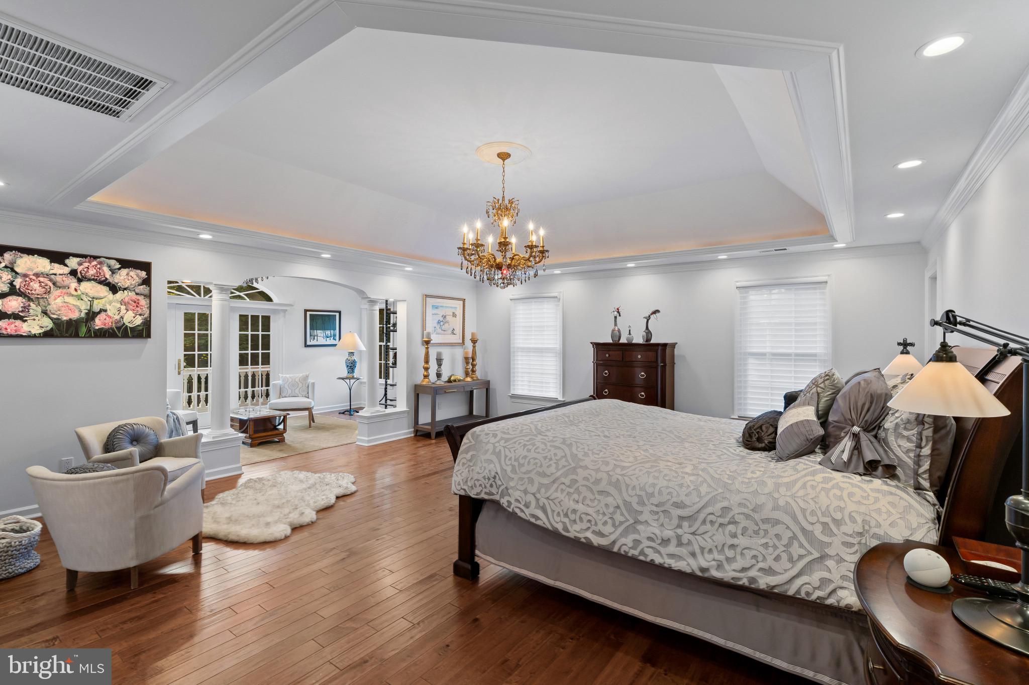 SOUTH RIVER COLONY - Residential