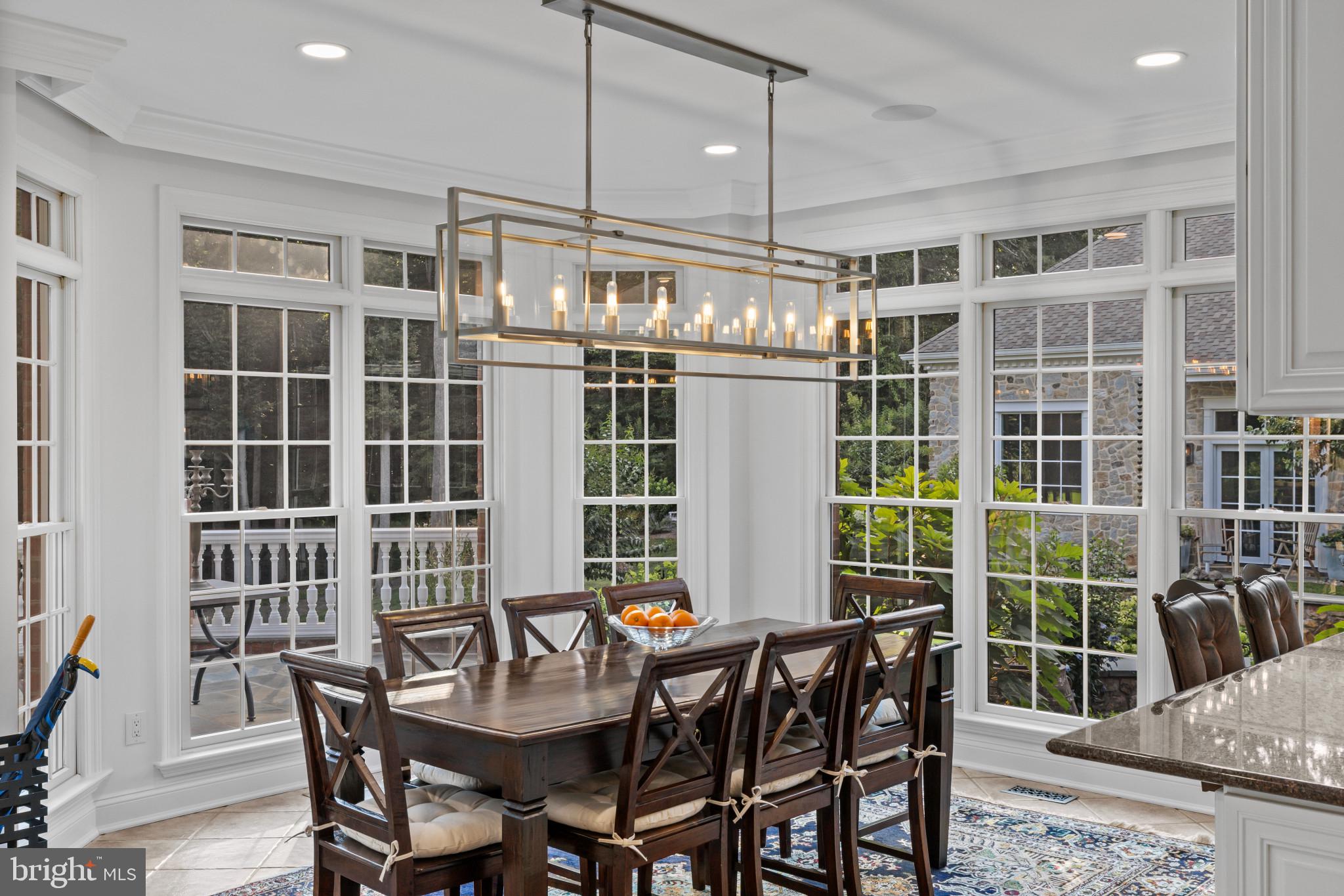 SOUTH RIVER COLONY - Residential