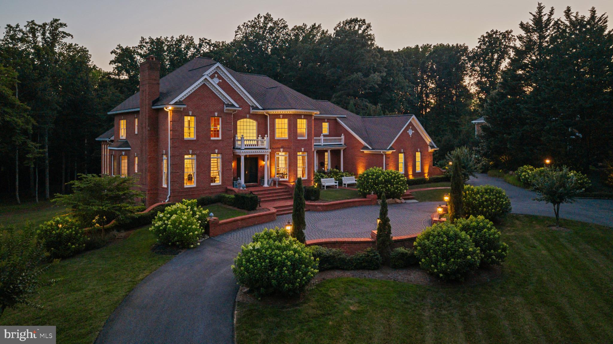 SOUTH RIVER COLONY - Residential