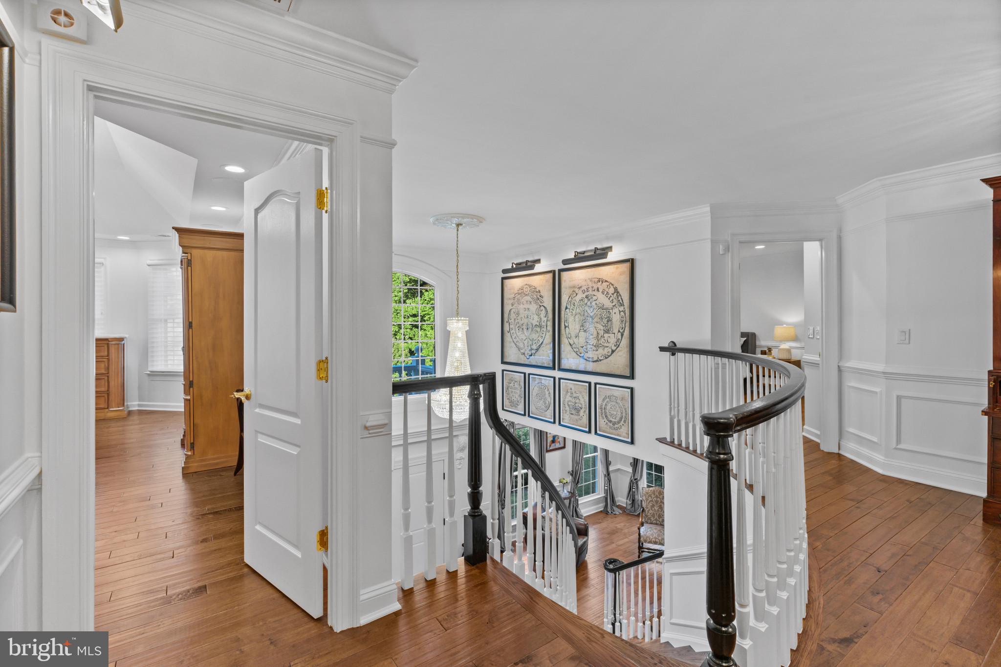 SOUTH RIVER COLONY - Residential