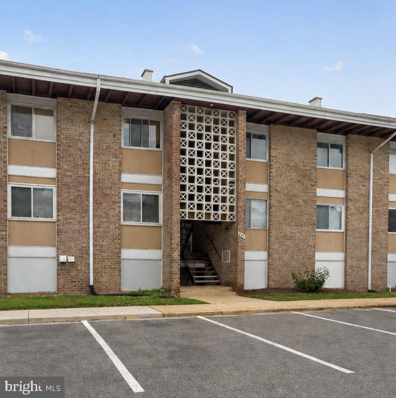 BEAUTIFULLY RENOVATED TOP-FLOOR CONDOMINIUM located in the heart of Oxon Hill. This turnkey residence has been thoughtfully upgraded throughout, offering modern finishes, stylish design, and low-maintenance living at its finest.  Step inside to discover a fully updated interior, featuring brand-new flooring, a redesigned kitchen with contemporary cabinetry, sleek countertops, and updated appliances. The bathrooms have been completely remodeled with modern fixtures and finishes, creating a clean, sophisticated feel.  Every detail has been refreshed—from lighting and fixtures to paint and finishes—making this home truly move-in ready.  Perfectly situated just minutes from National Harbor, this location offers unmatched convenience and lifestyle. Enjoy easy access to shopping and dining at Tanger Outlets National Harbor, entertainment at the waterfront, and nearby parks and recreation.  Commuters will appreciate quick access to major routes including I-495, I-295, and convenient connections into Washington, DC and Northern Virginia.  Whether you're a first-time buyer, downsizing, or looking for an excellent investment opportunity, this fully renovated condo delivers on style, comfort, and location.  Don’t miss your opportunity to own a like-new home in one of Prince George’s County’s most convenient and rapidly growing areas.  CALL TODAY TO SCHEDULE YOUR TOUR!