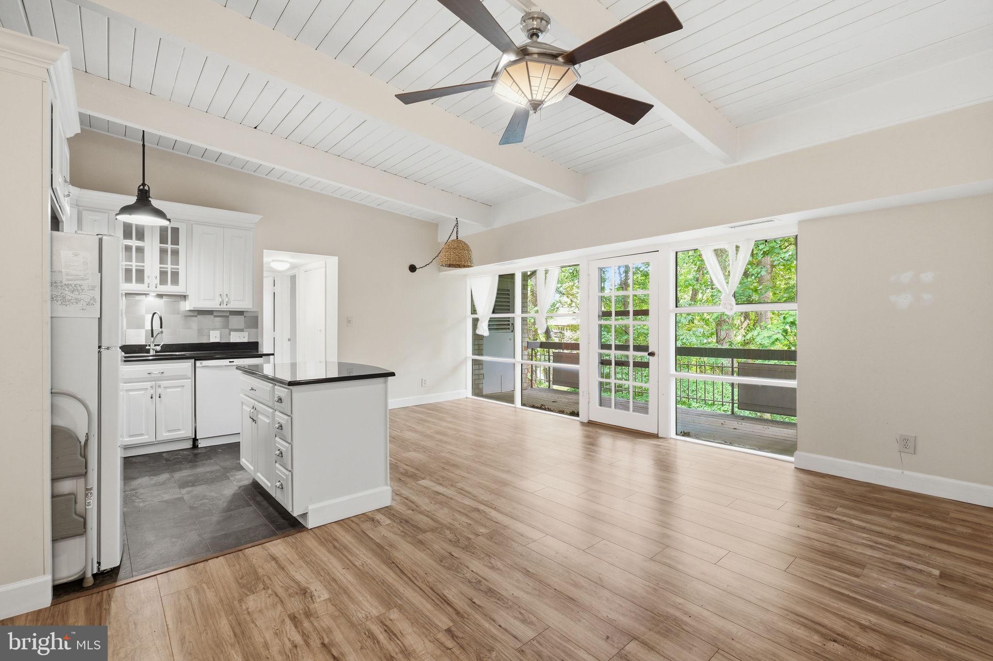 HERITAGE WOODS NORTH - Residential