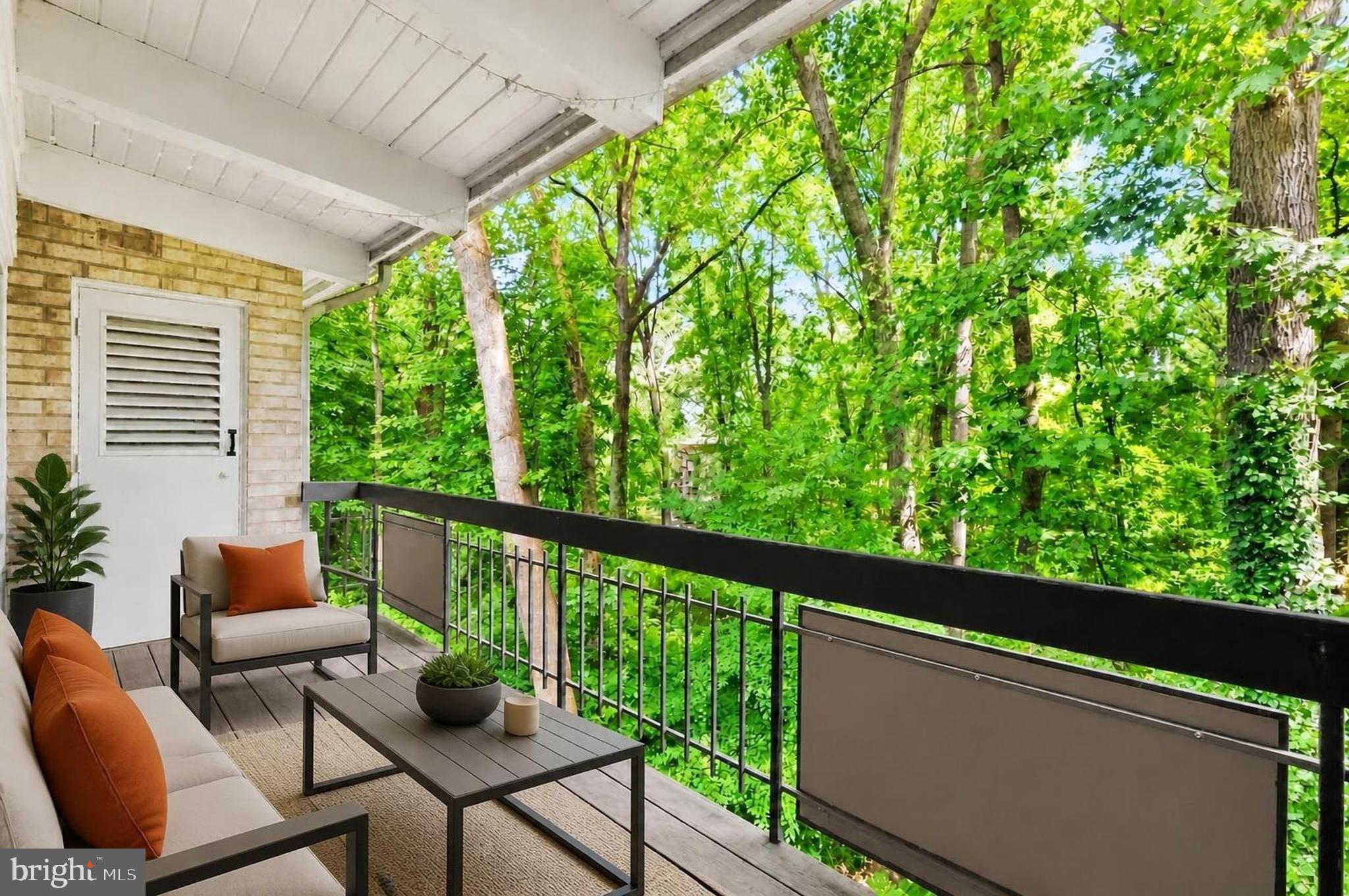 HERITAGE WOODS NORTH - Residential