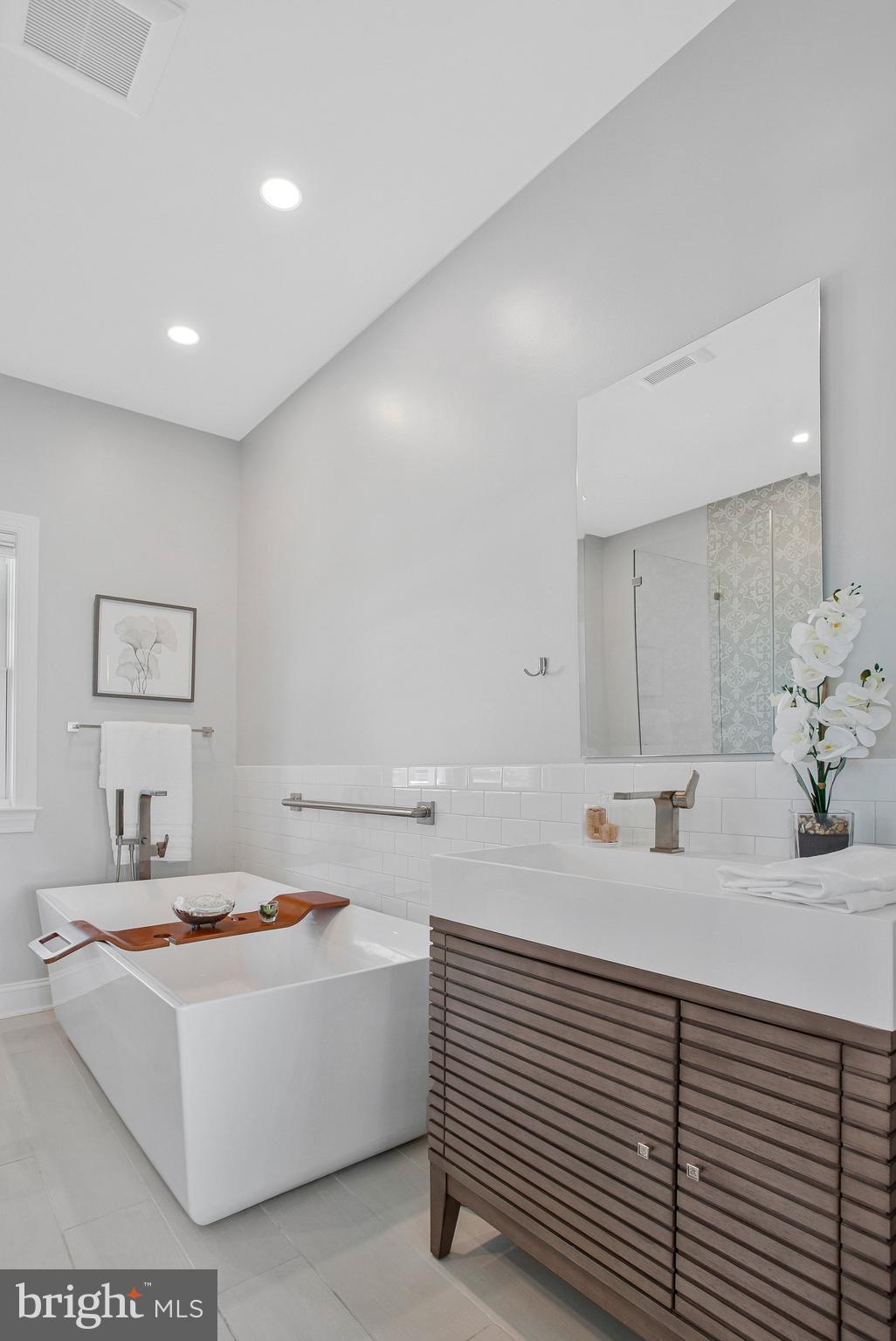 DEALE - Residential