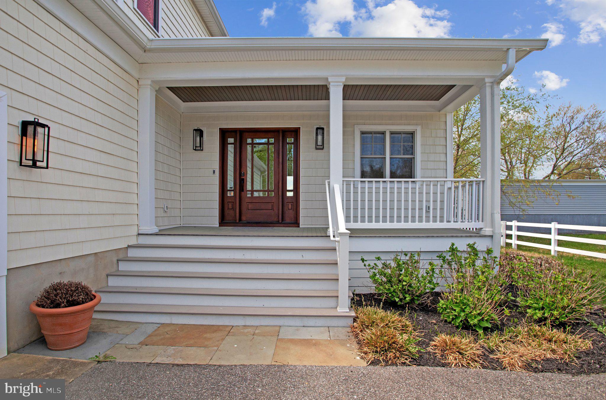 DEALE - Residential