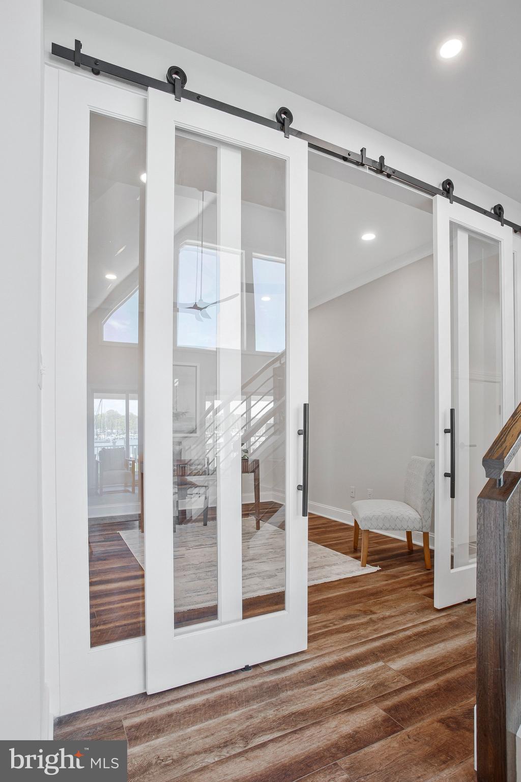 DEALE - Residential