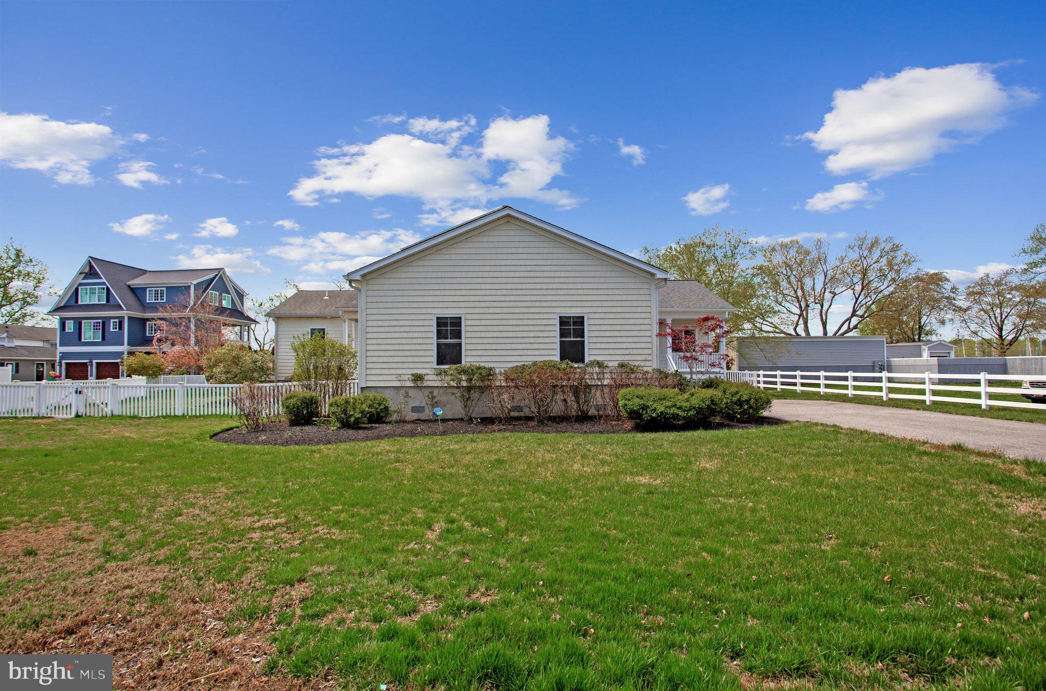DEALE - Residential
