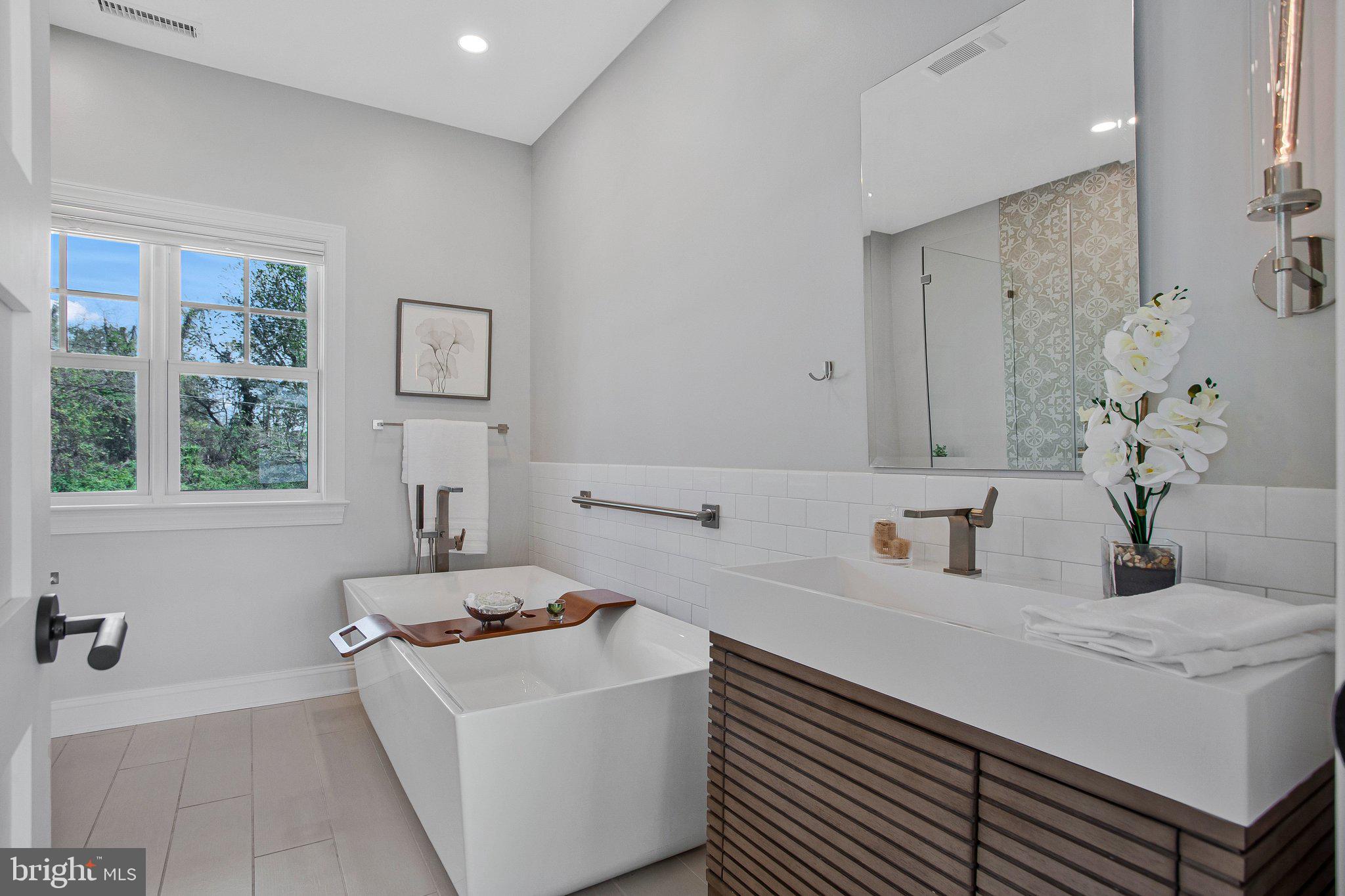 DEALE - Residential