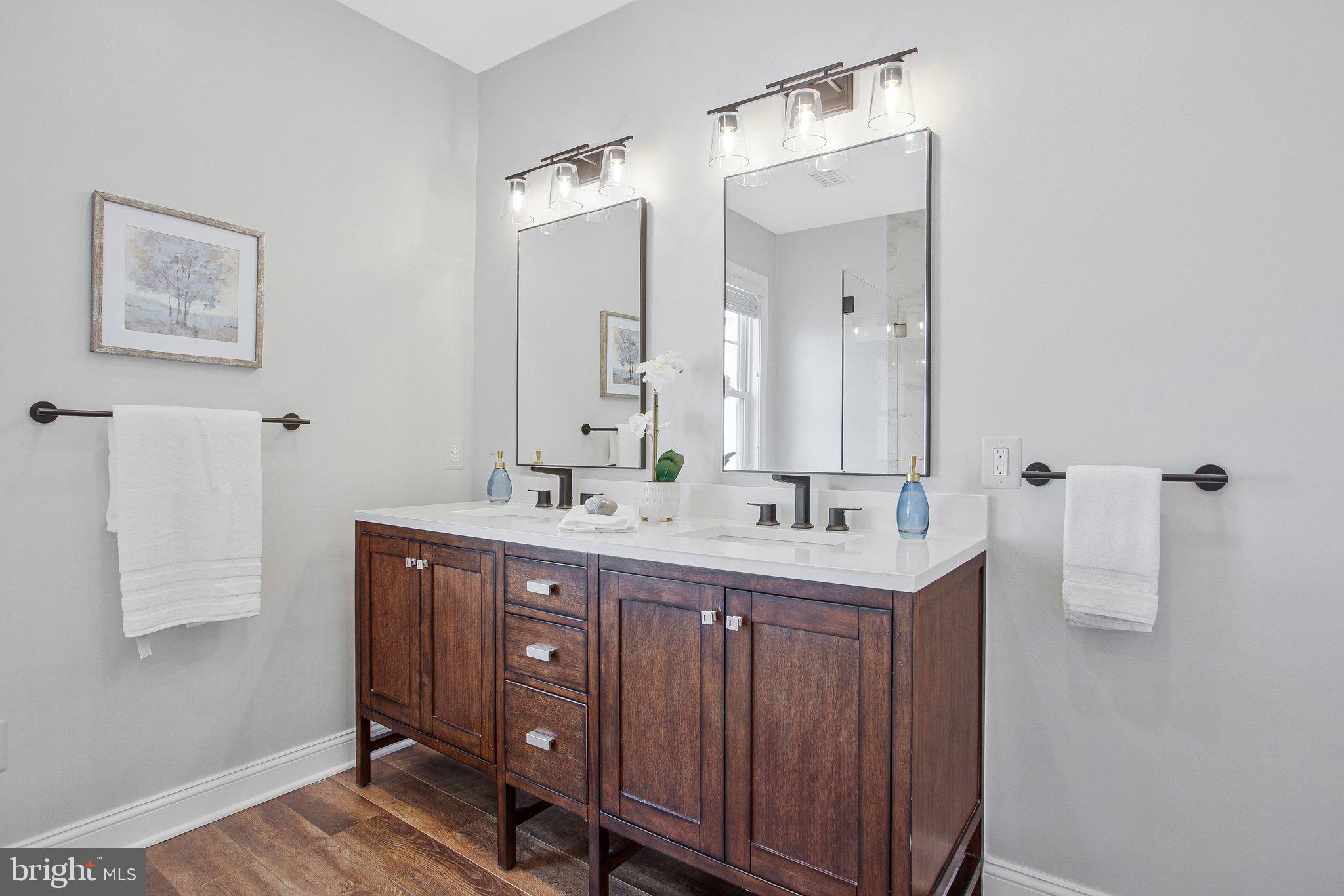 DEALE - Residential