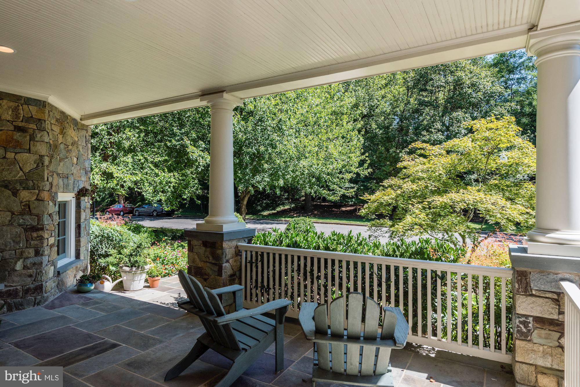 SPRING VALLEY - Residential