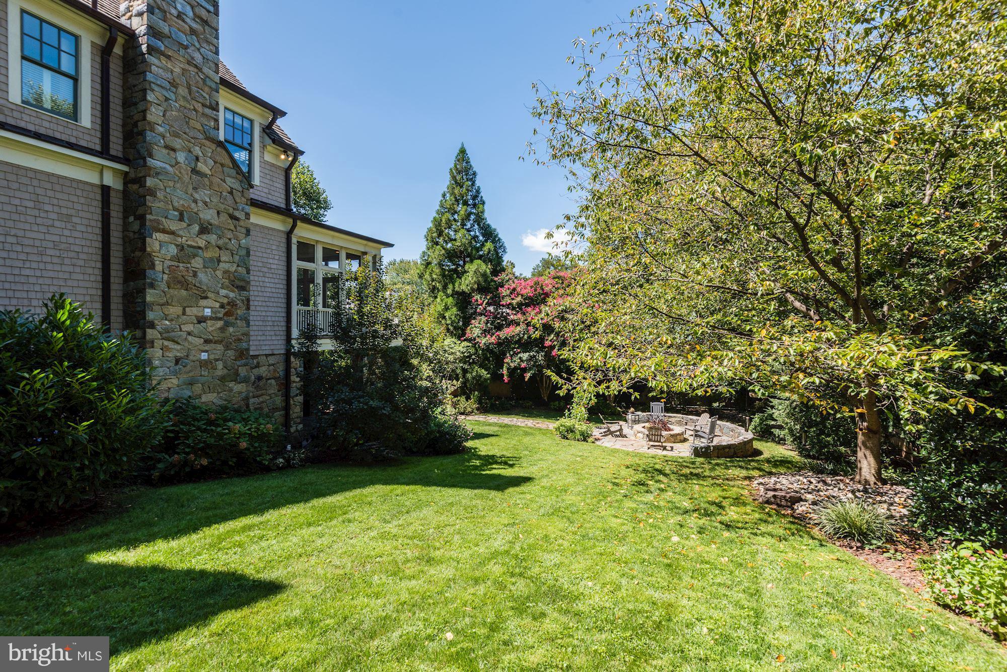 SPRING VALLEY - Residential