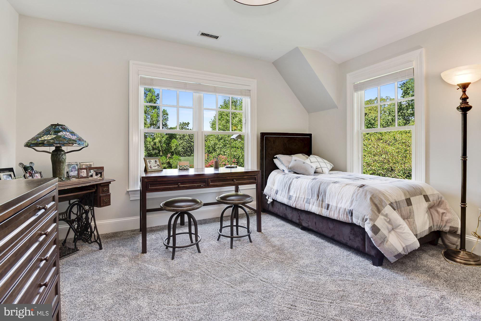 SPRING VALLEY - Residential