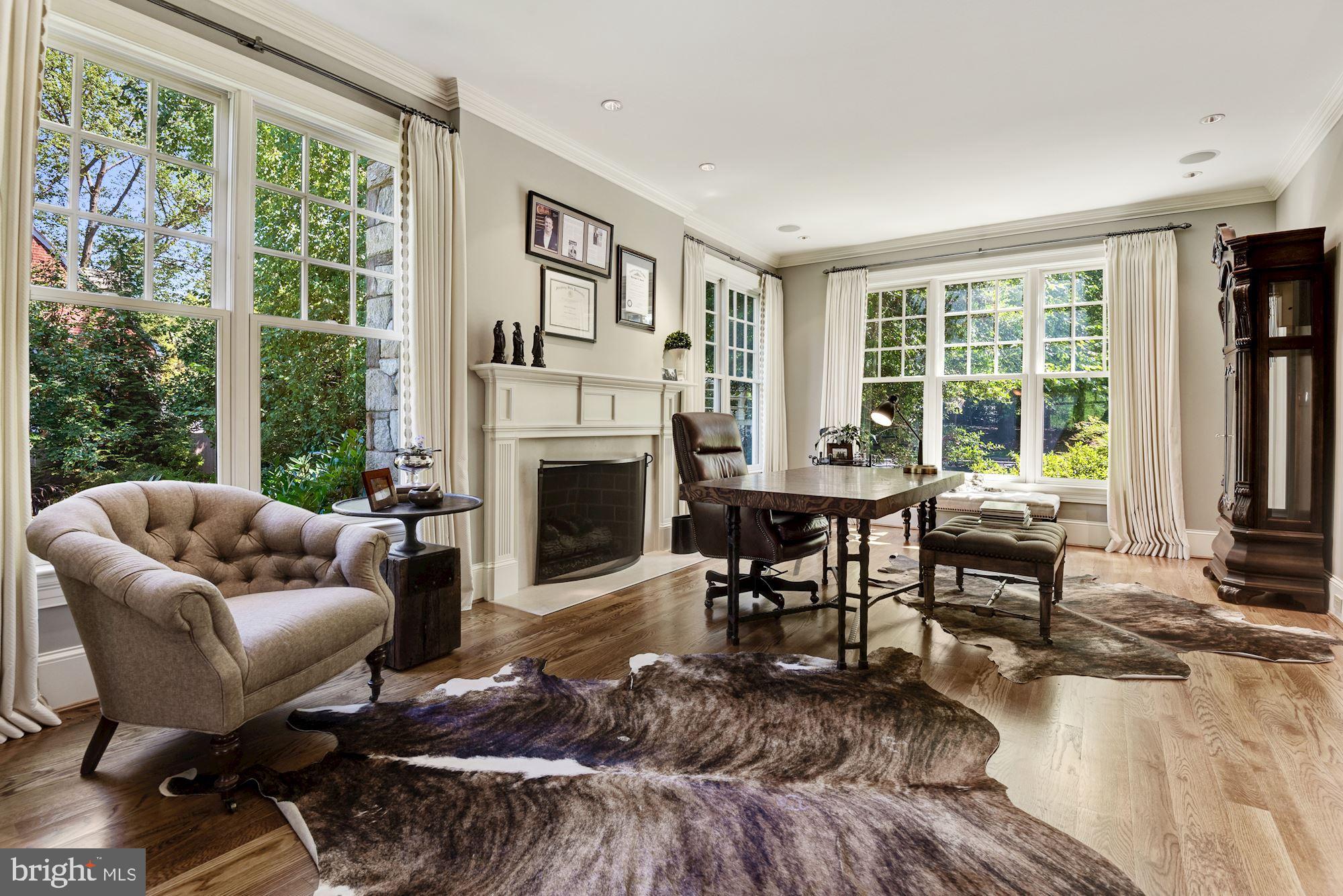 SPRING VALLEY - Residential