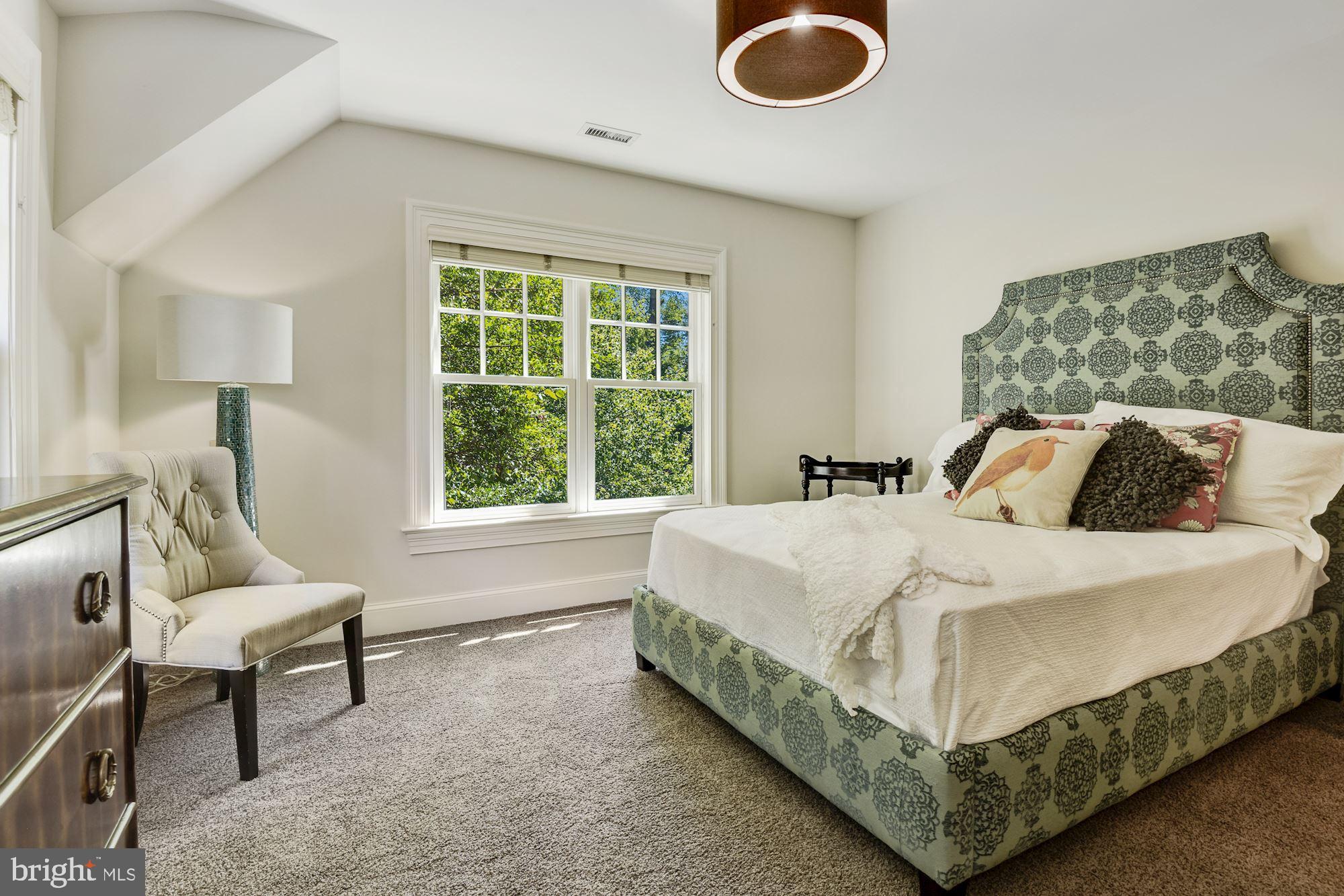 SPRING VALLEY - Residential