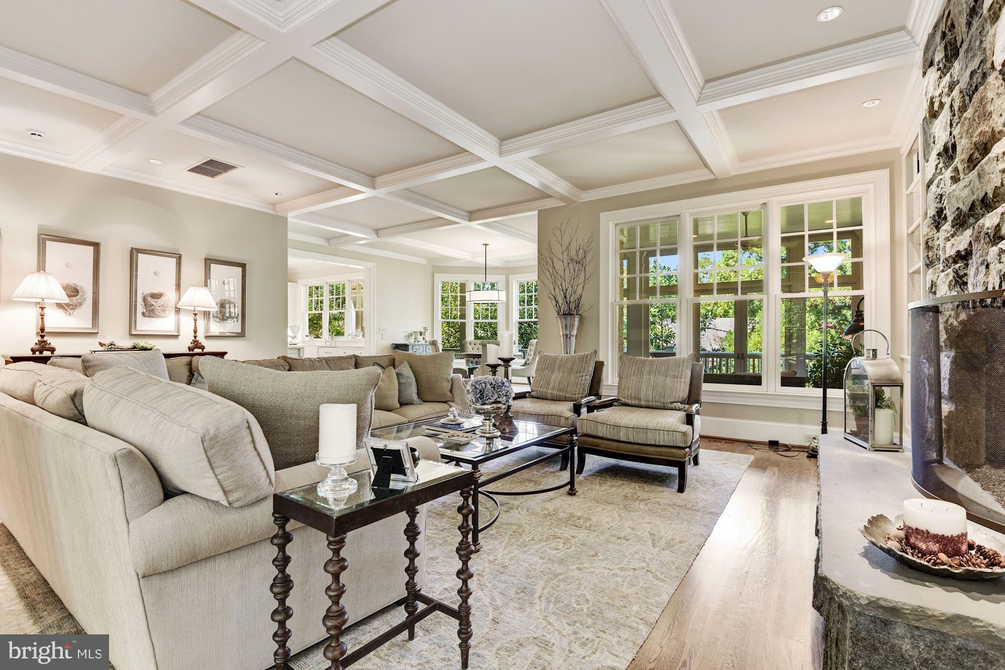 SPRING VALLEY - Residential