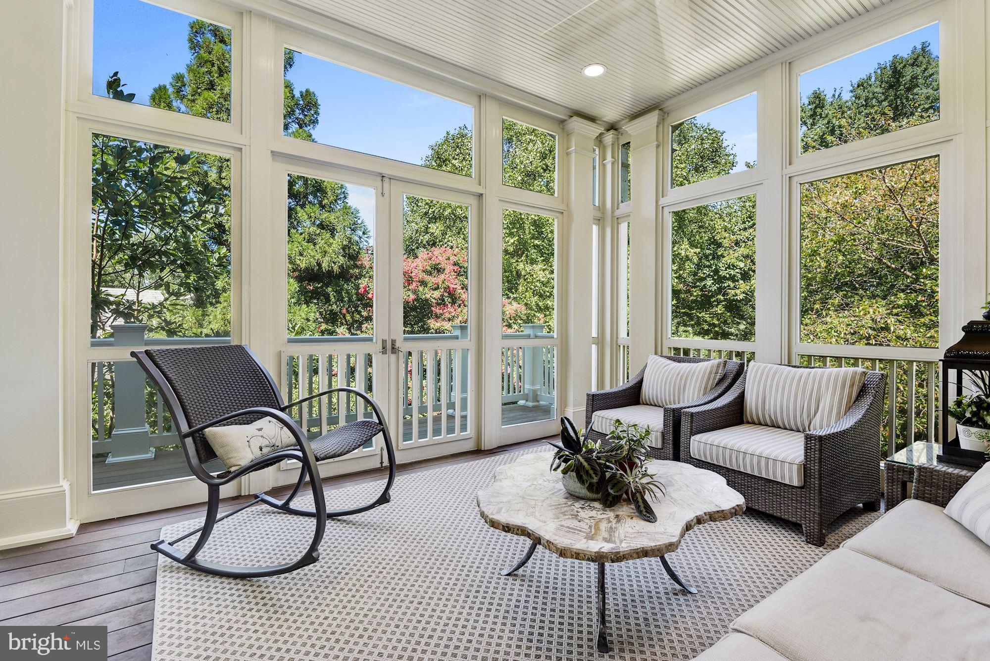 SPRING VALLEY - Residential