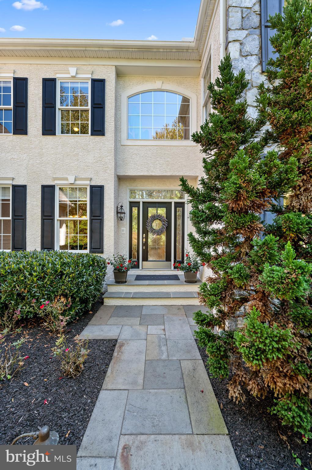 CHERRY CREEK - Residential