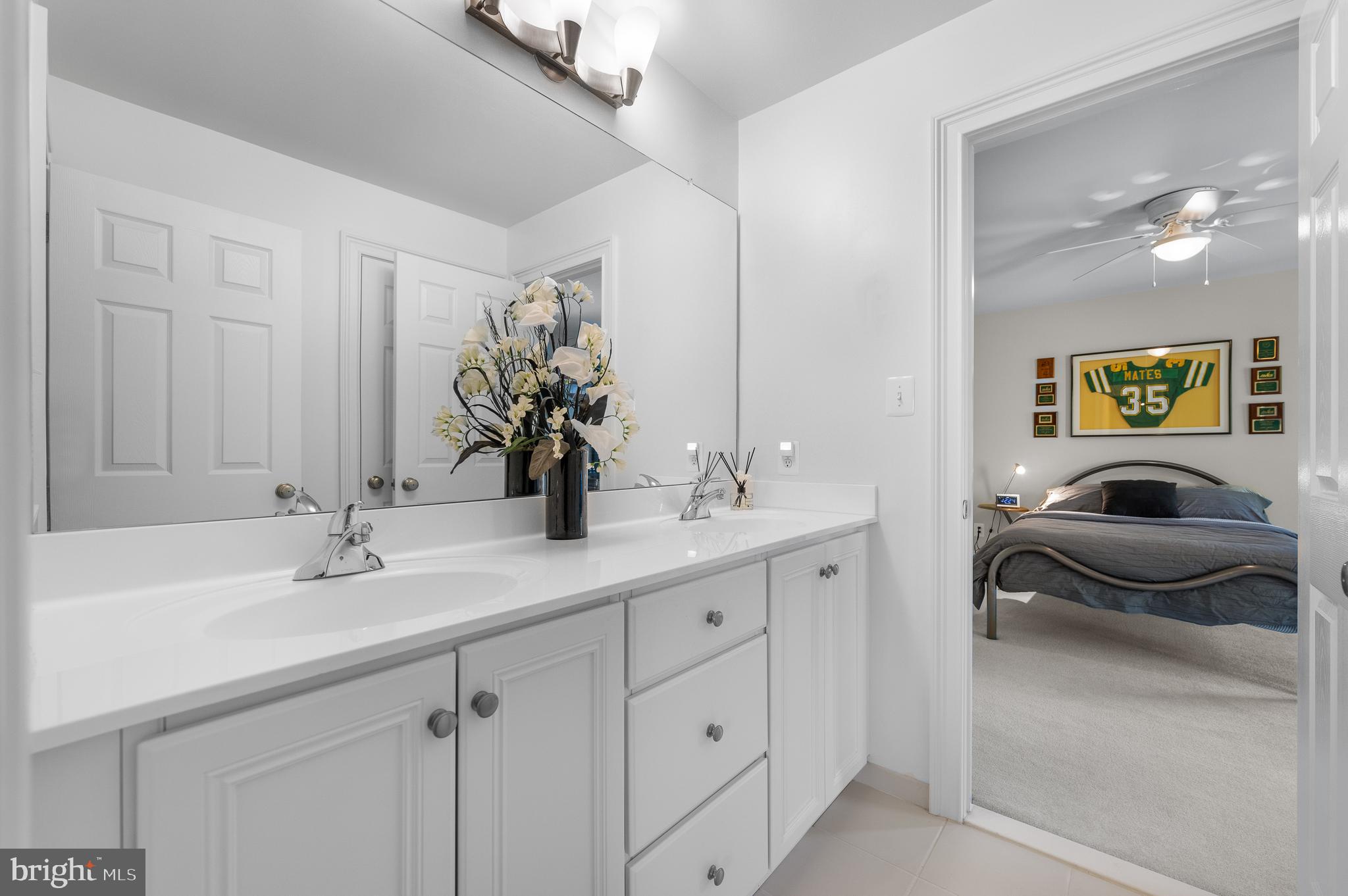 CHERRY CREEK - Residential