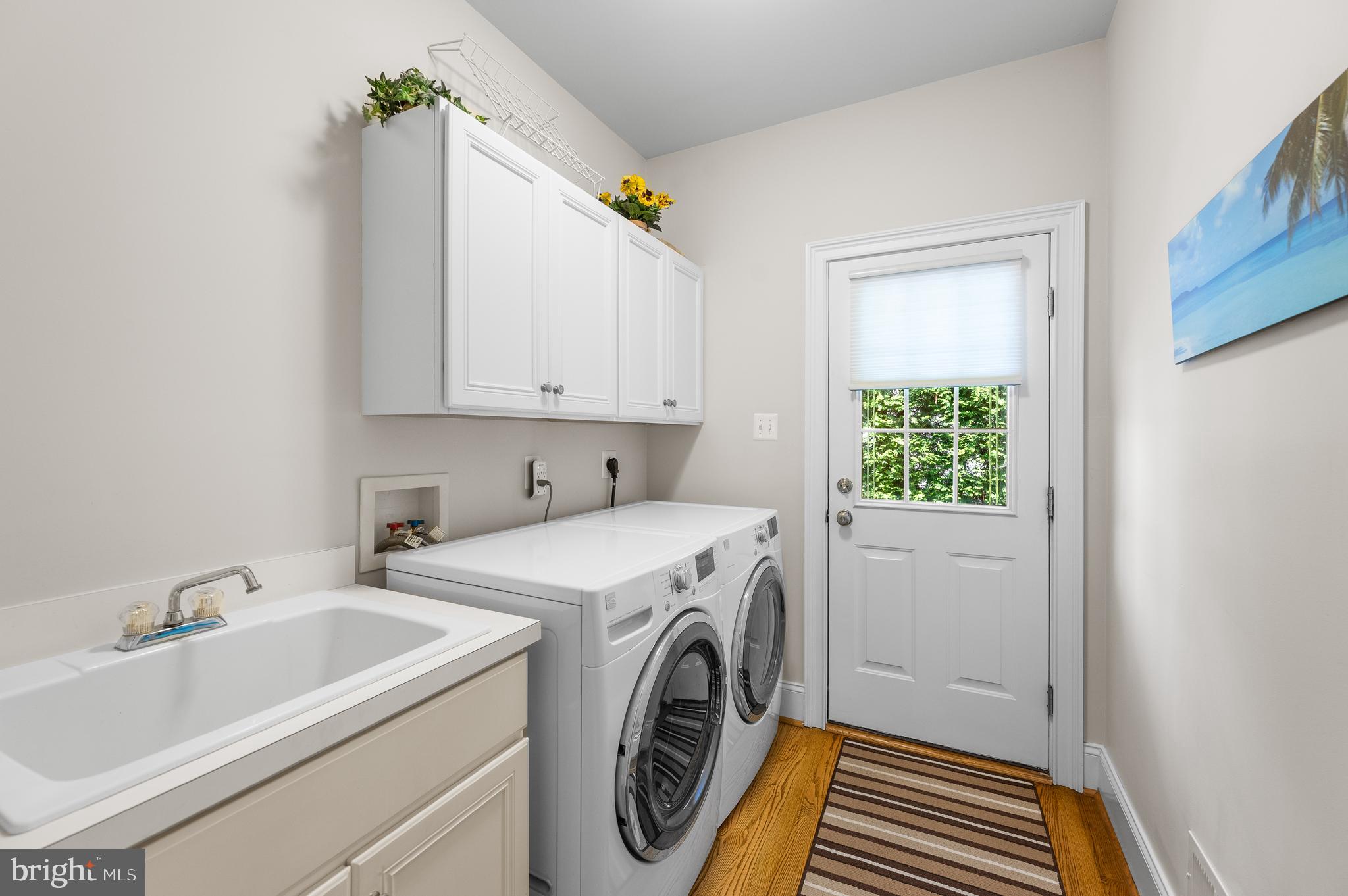 CHERRY CREEK - Residential