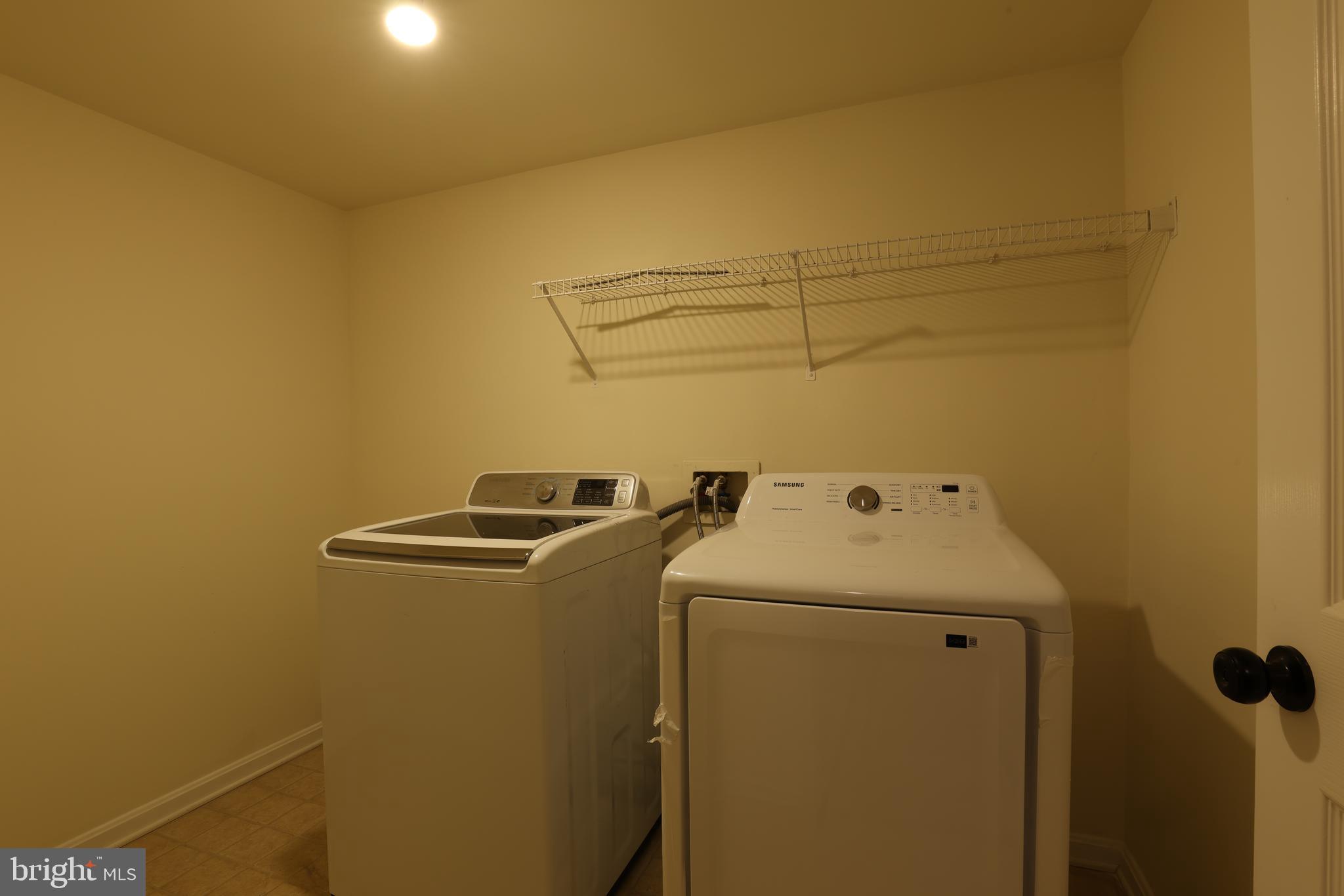 CASCADES - Residential Lease