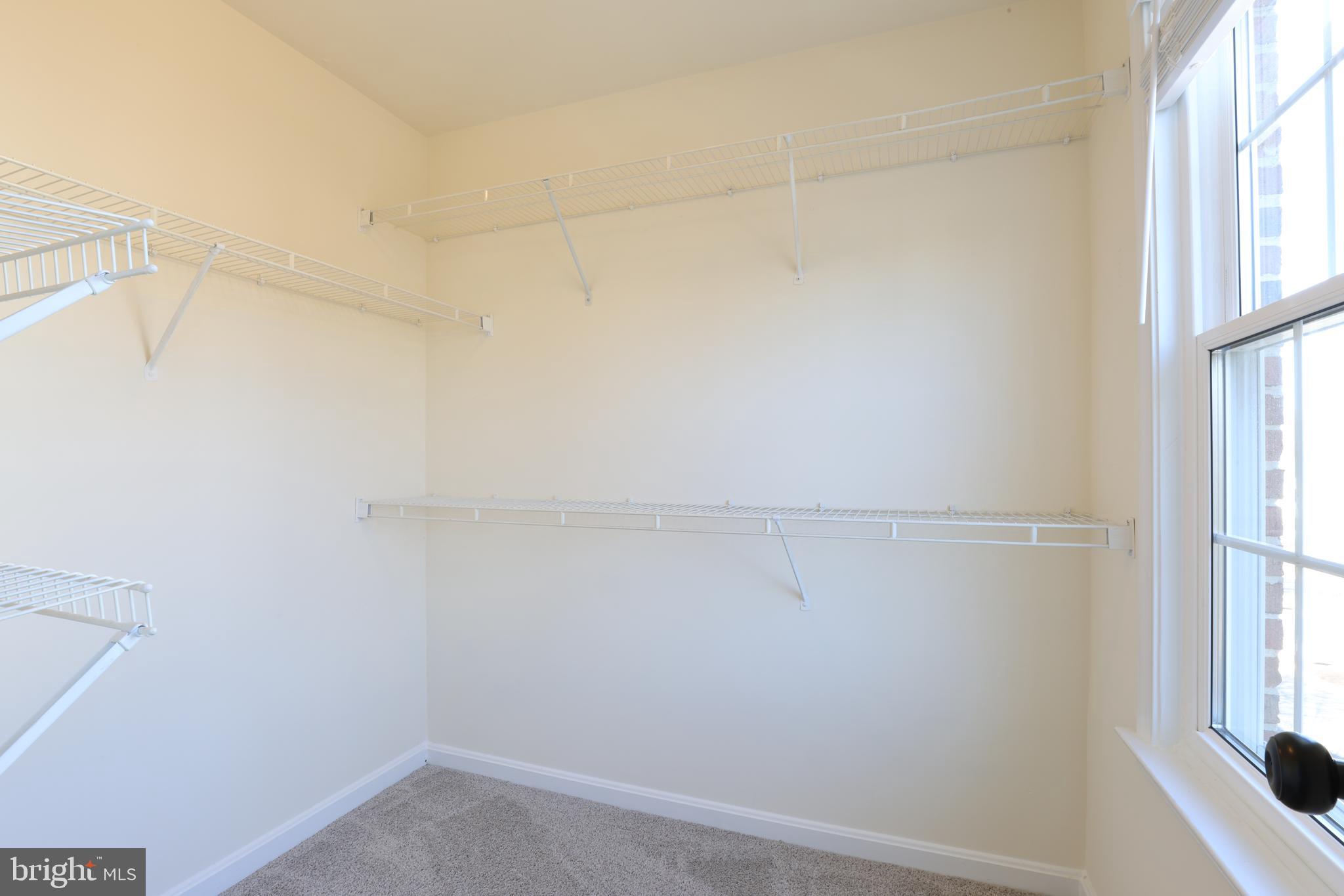 CASCADES - Residential Lease