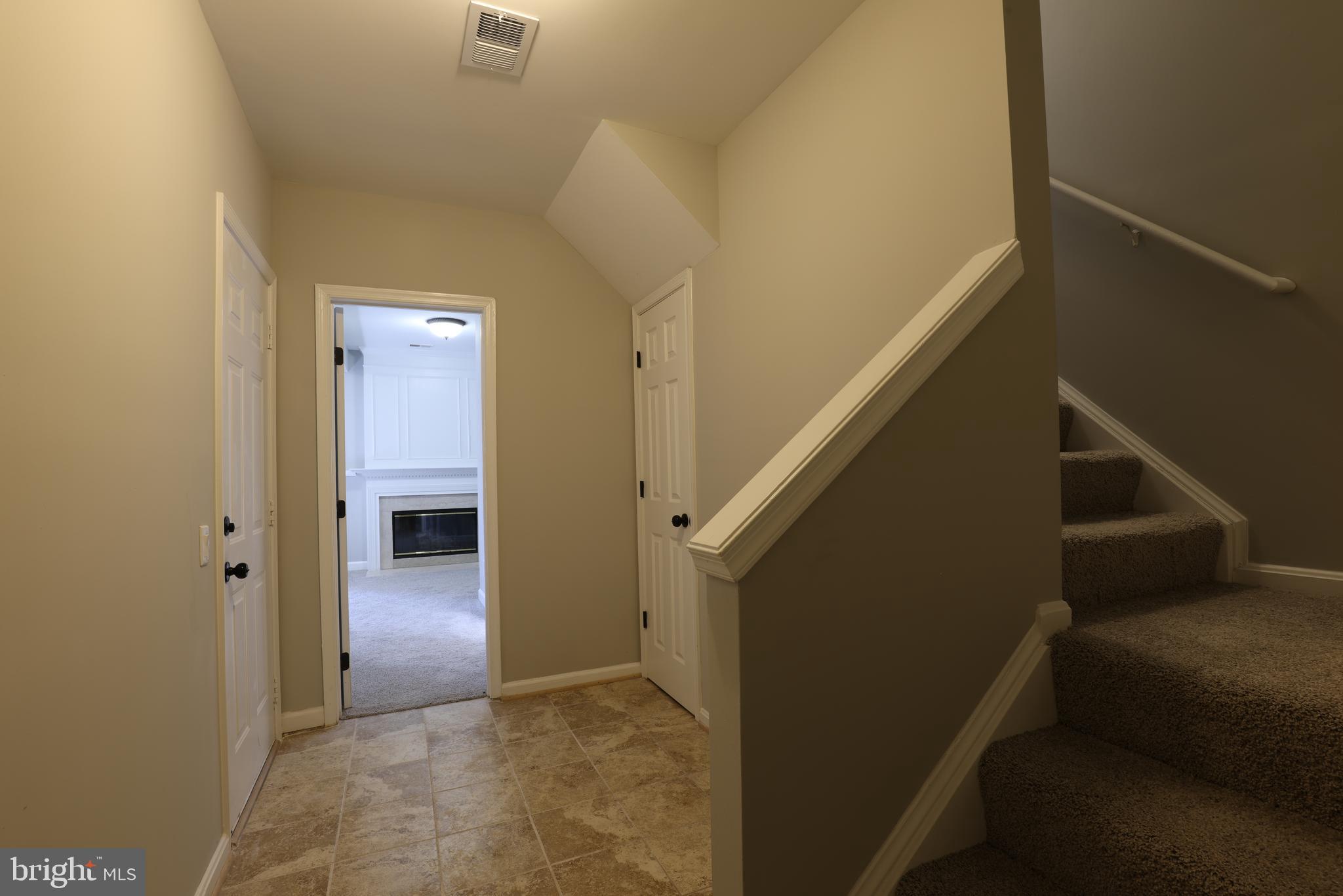 CASCADES - Residential Lease