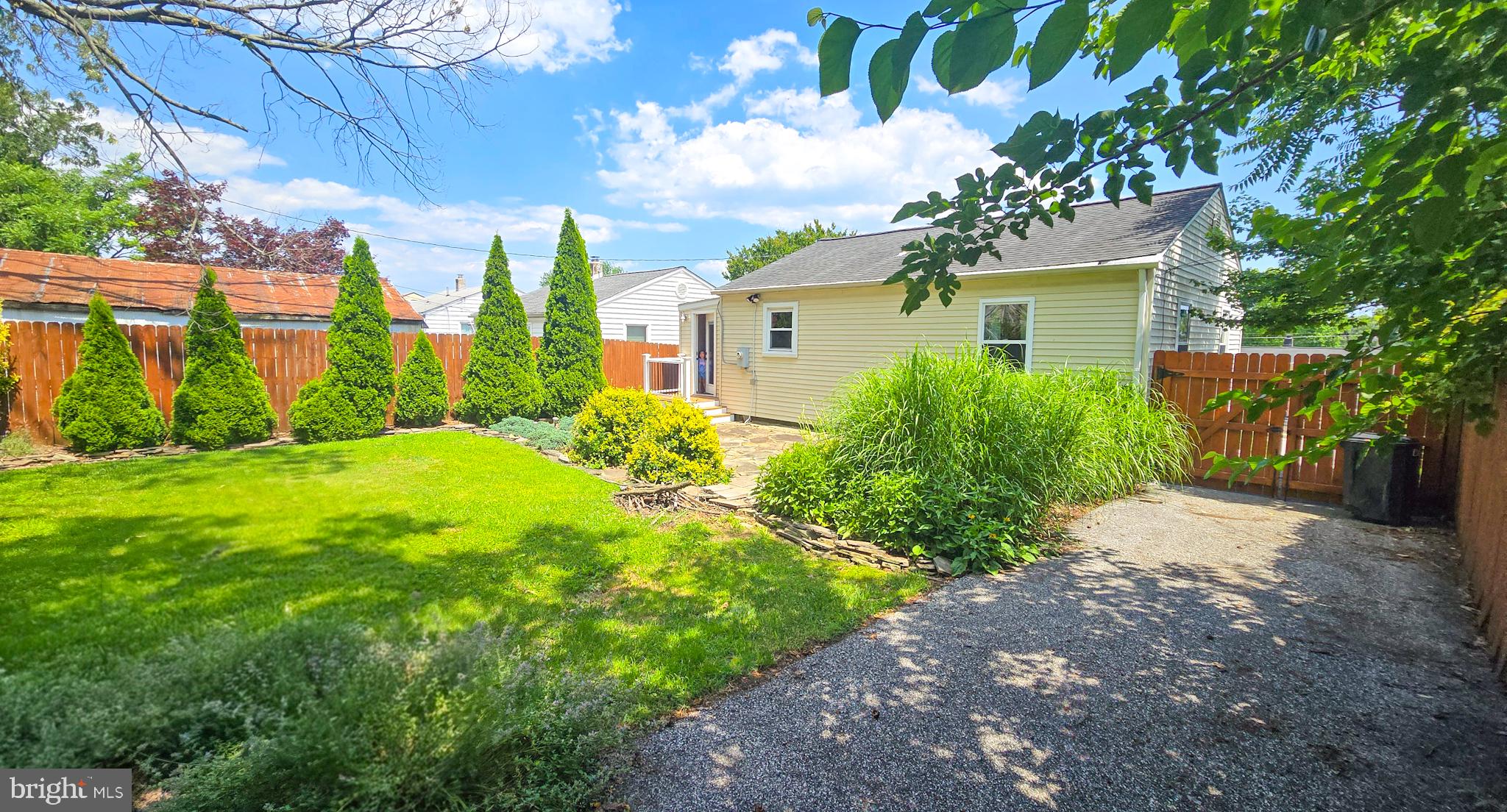ESSEX - Residential