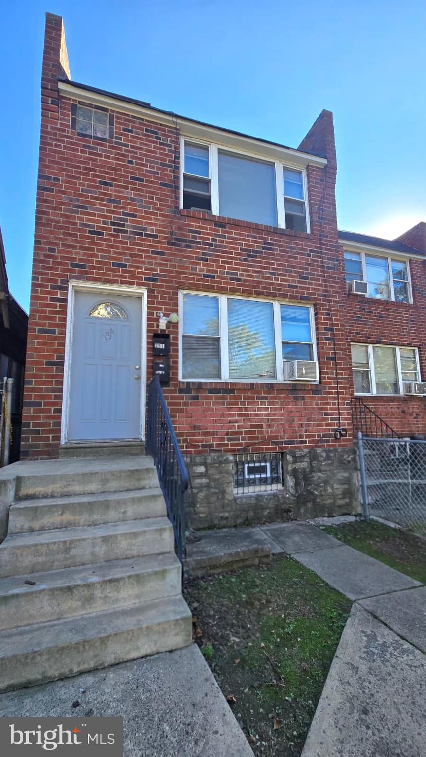 FELTONVILLE - Residential Income