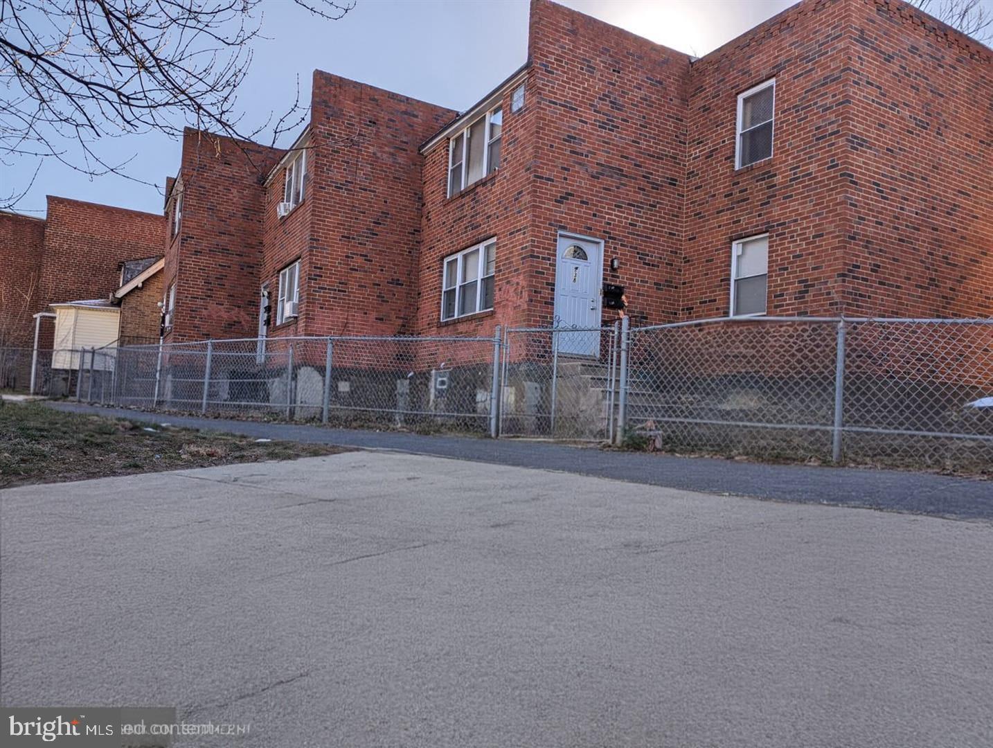 FELTONVILLE - Residential Income