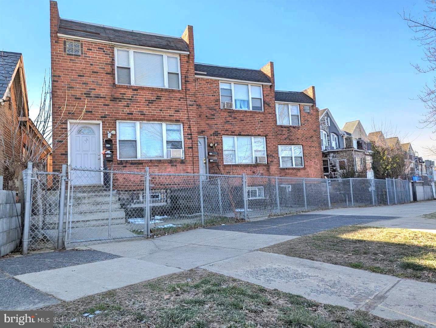 FELTONVILLE - Residential Income