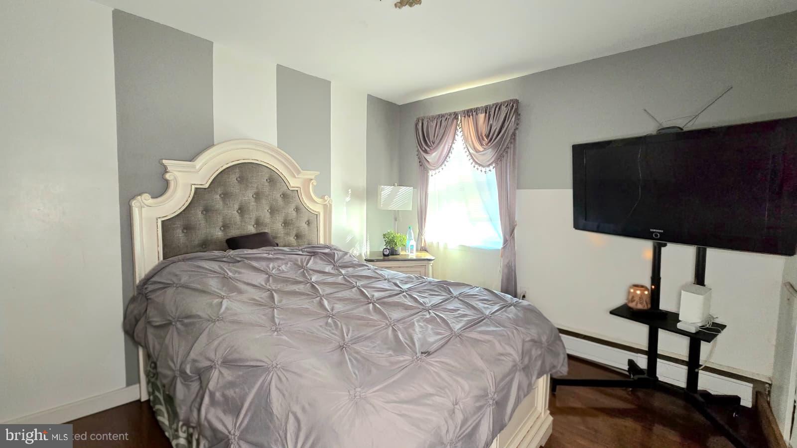 FELTONVILLE - Residential Income