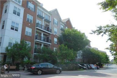 FITZ AT ROCKVILLE TOWN C - Residential Lease