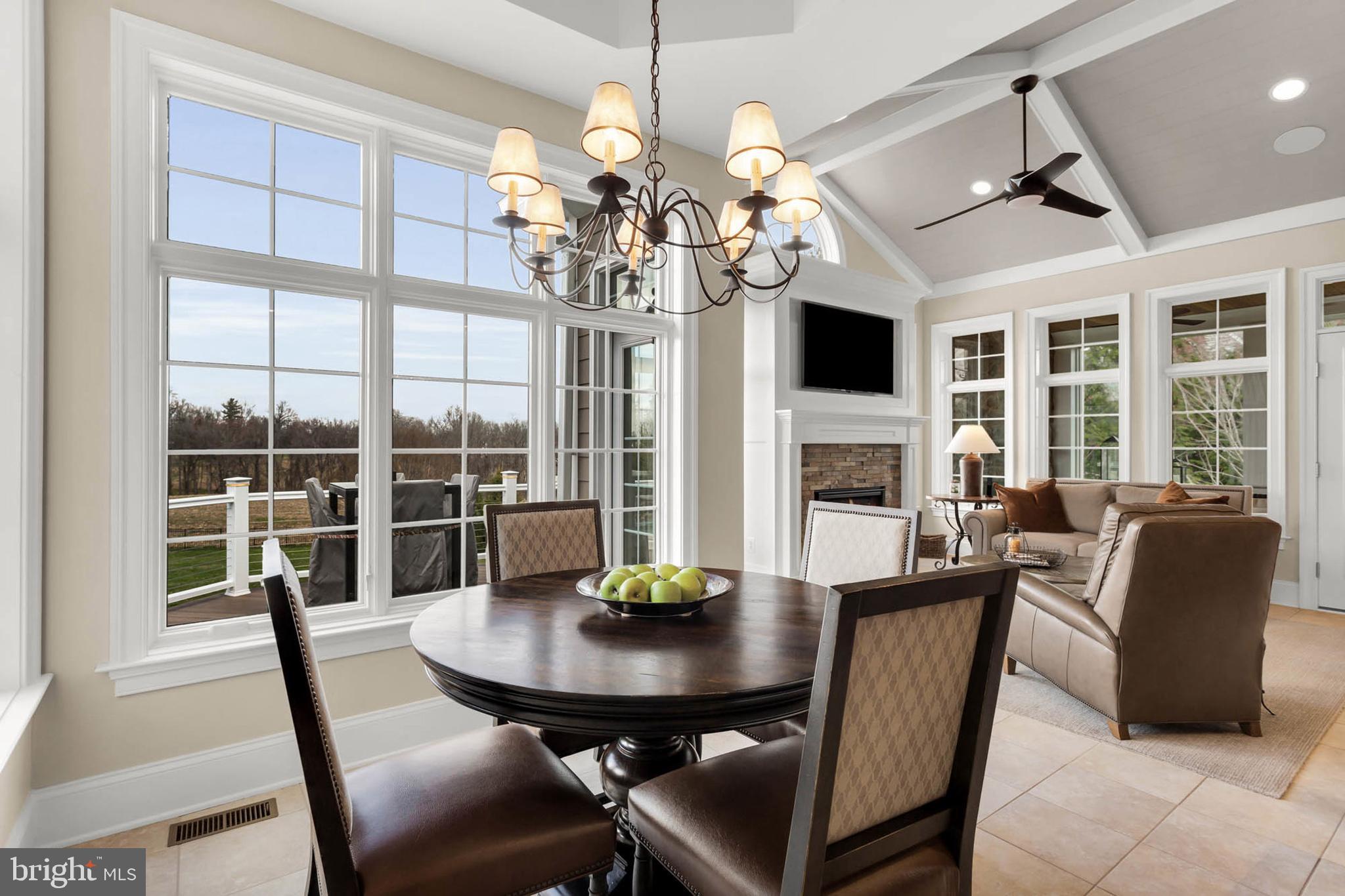FOX MEADOW - Residential