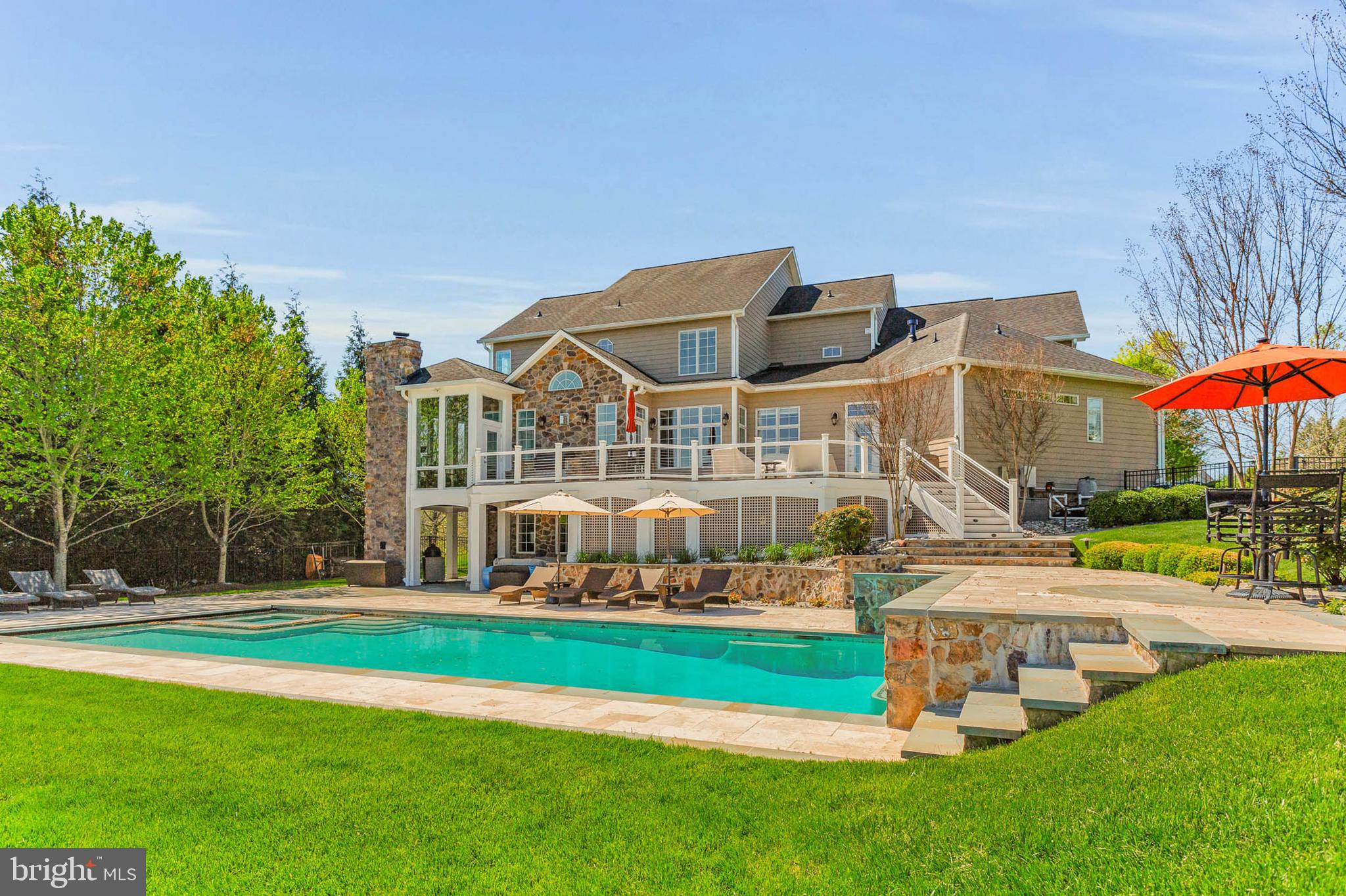 FOX MEADOW - Residential