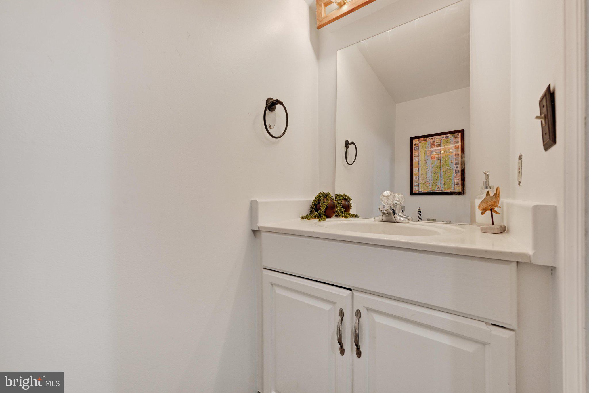 WHITE MARSH - Residential