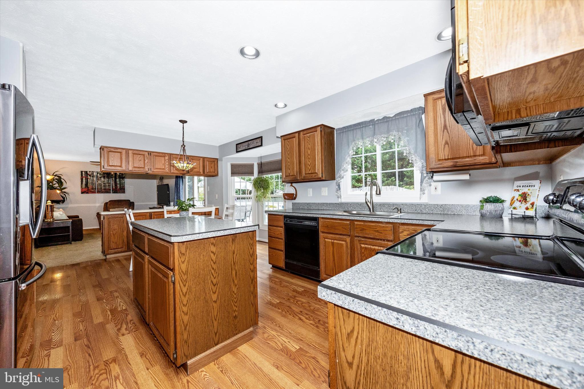 SUMMERFIELD - Residential