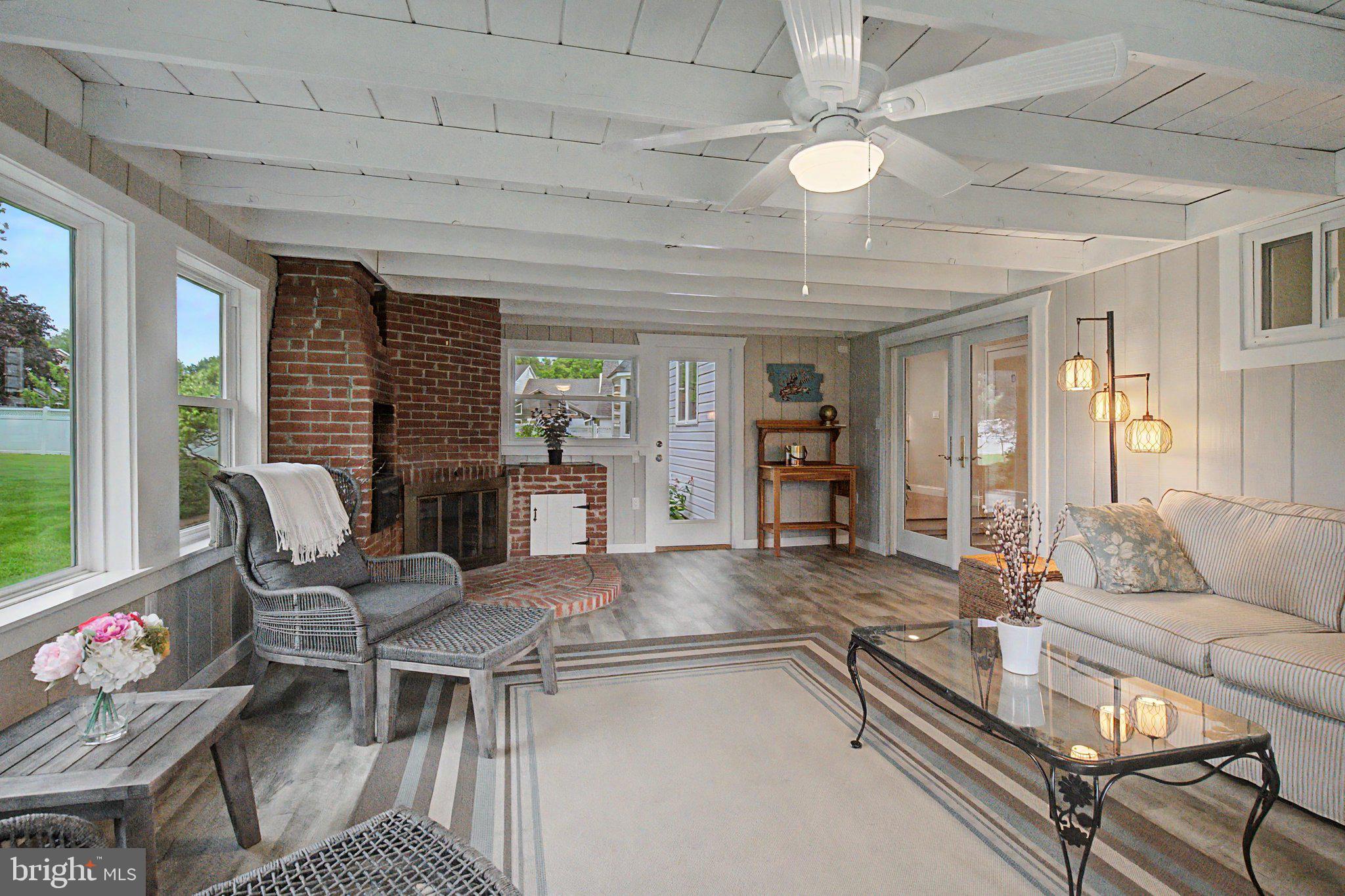 ROBINWOOD FARM - Residential