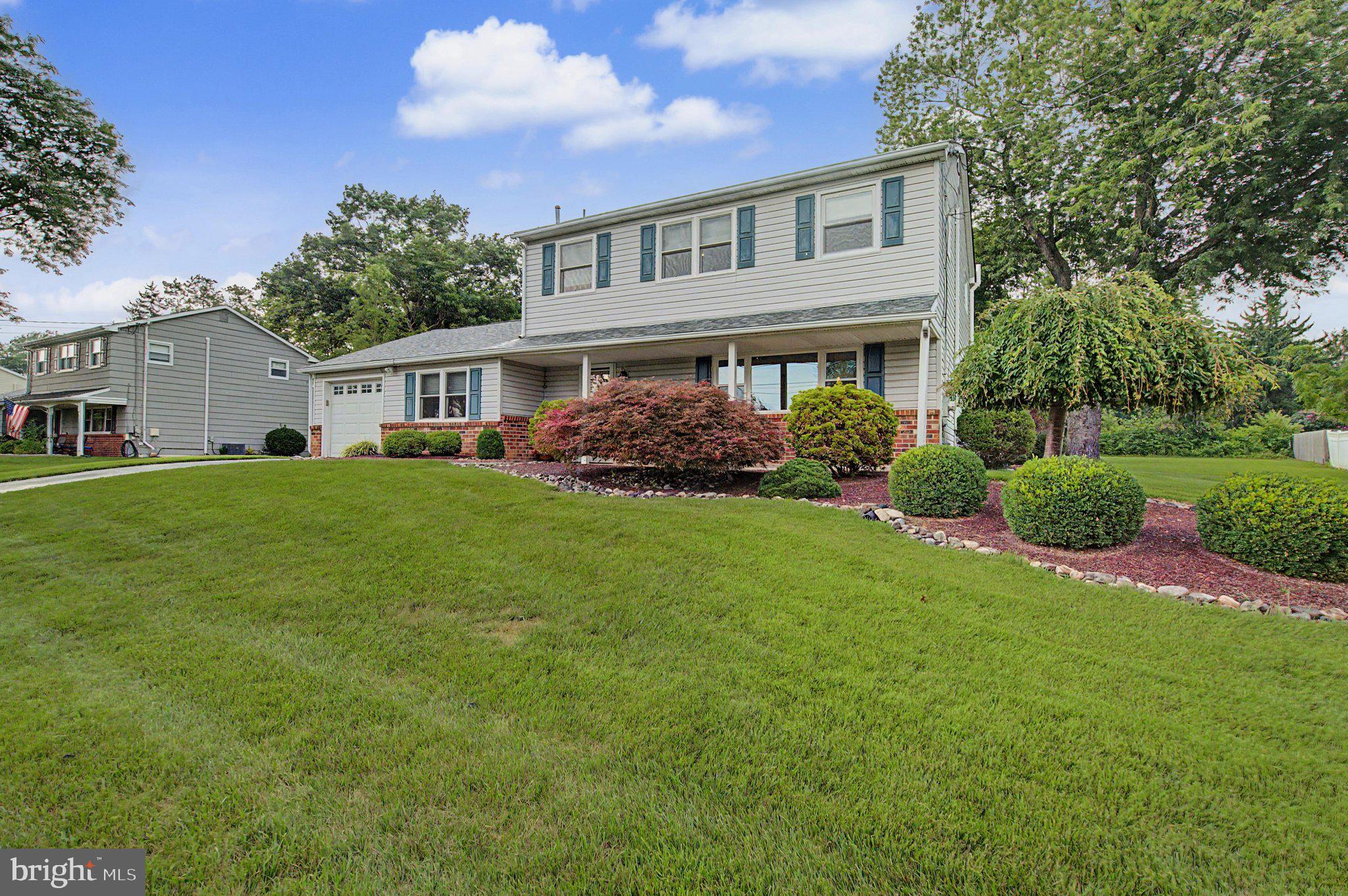 ROBINWOOD FARM - Residential
