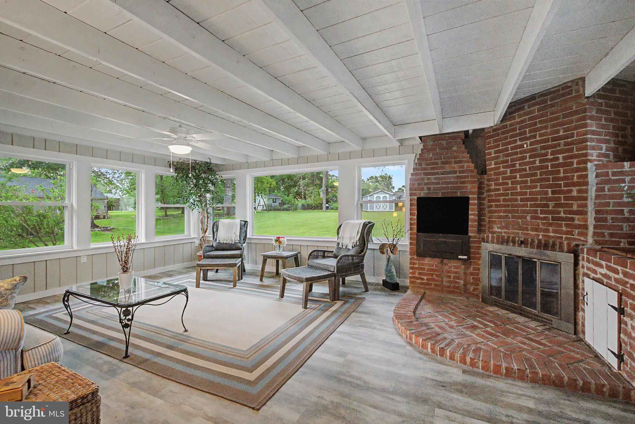 ROBINWOOD FARM - Residential
