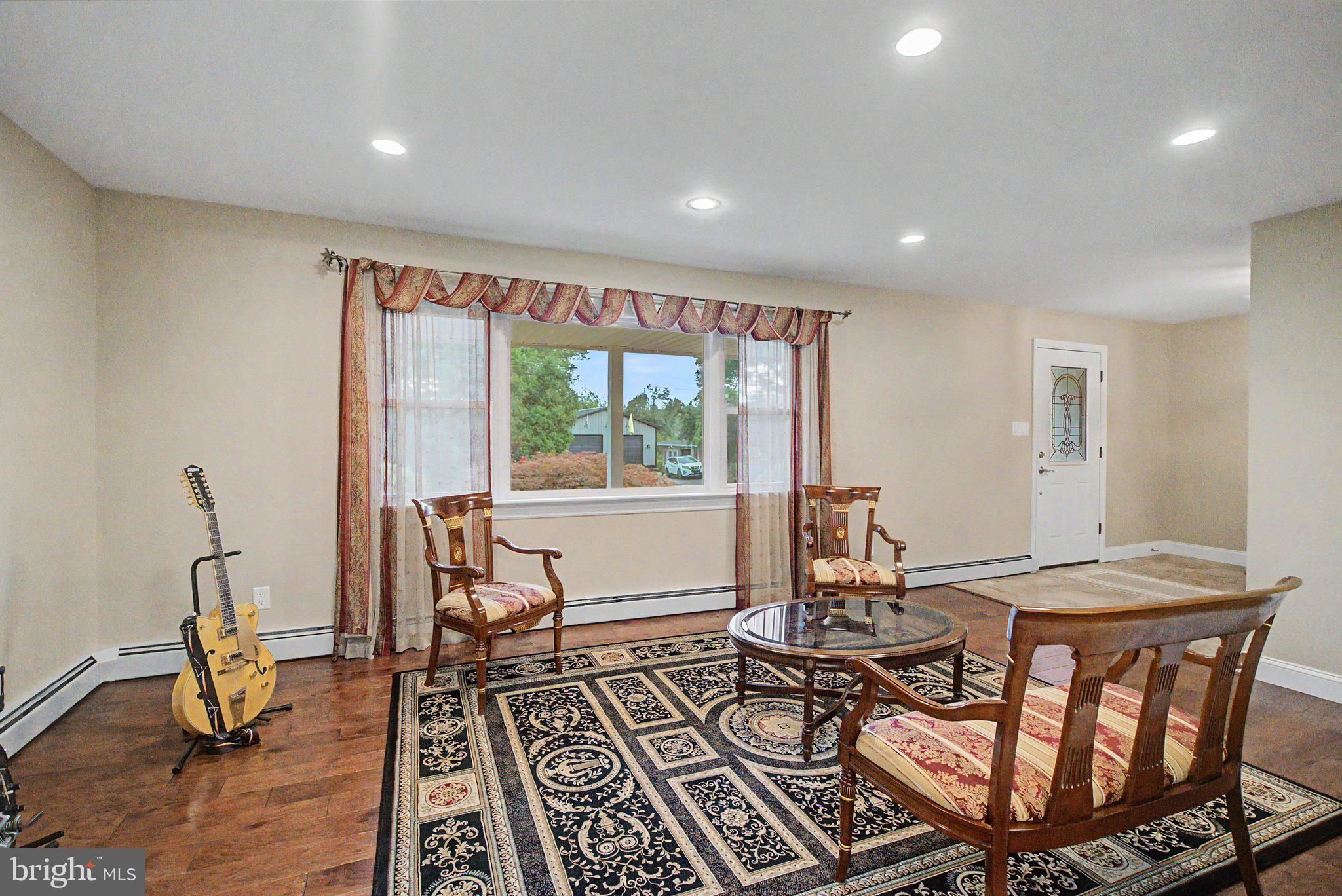 ROBINWOOD FARM - Residential