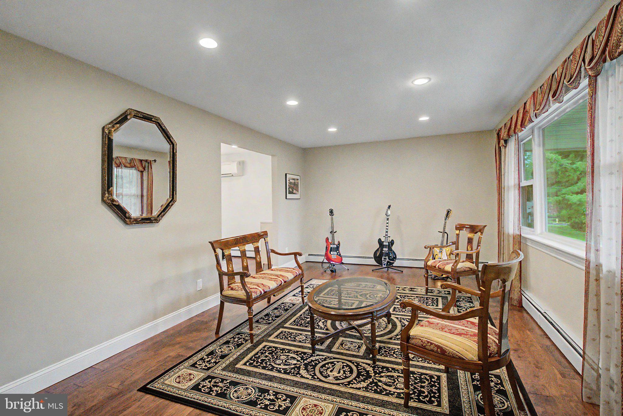 ROBINWOOD FARM - Residential