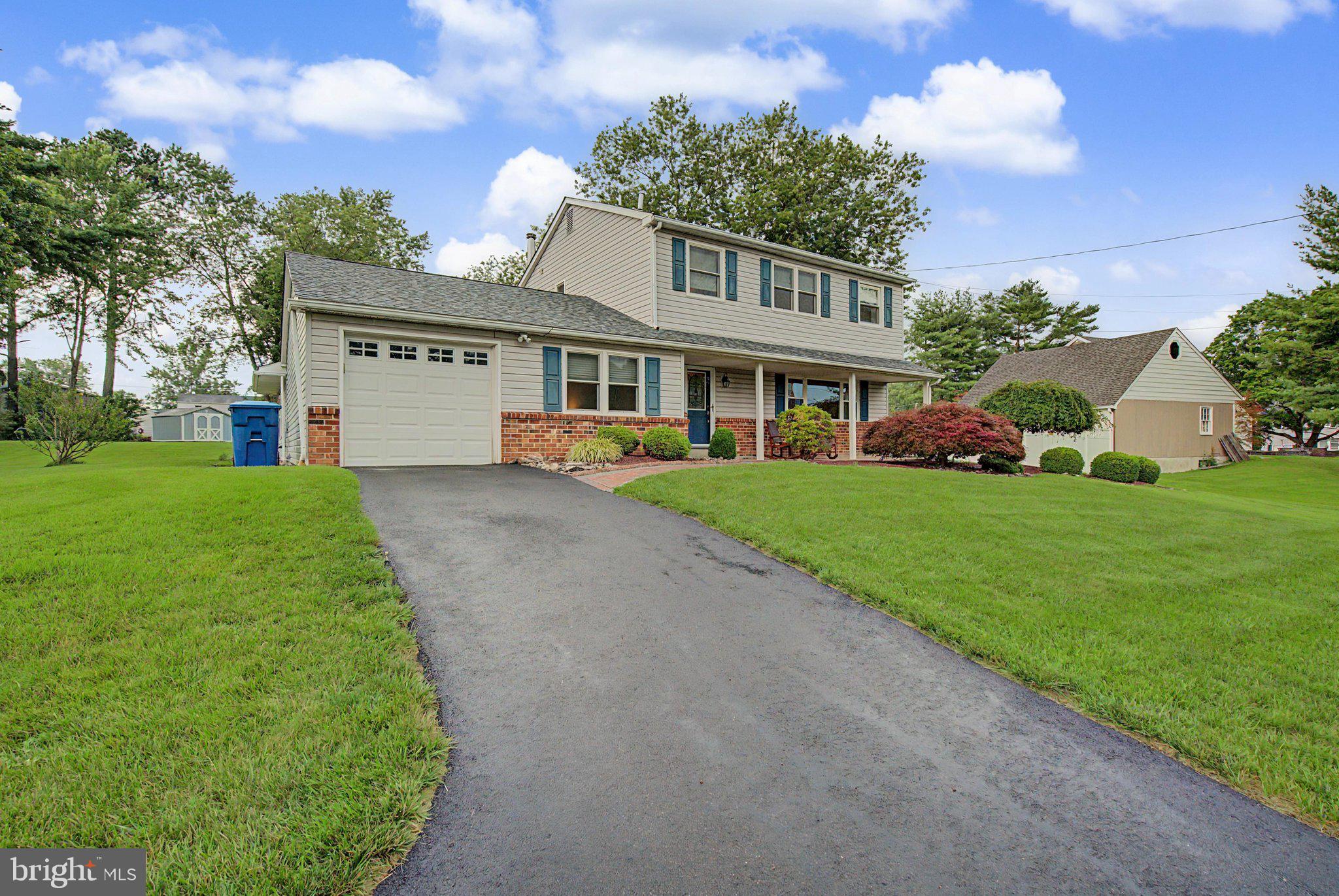 ROBINWOOD FARM - Residential