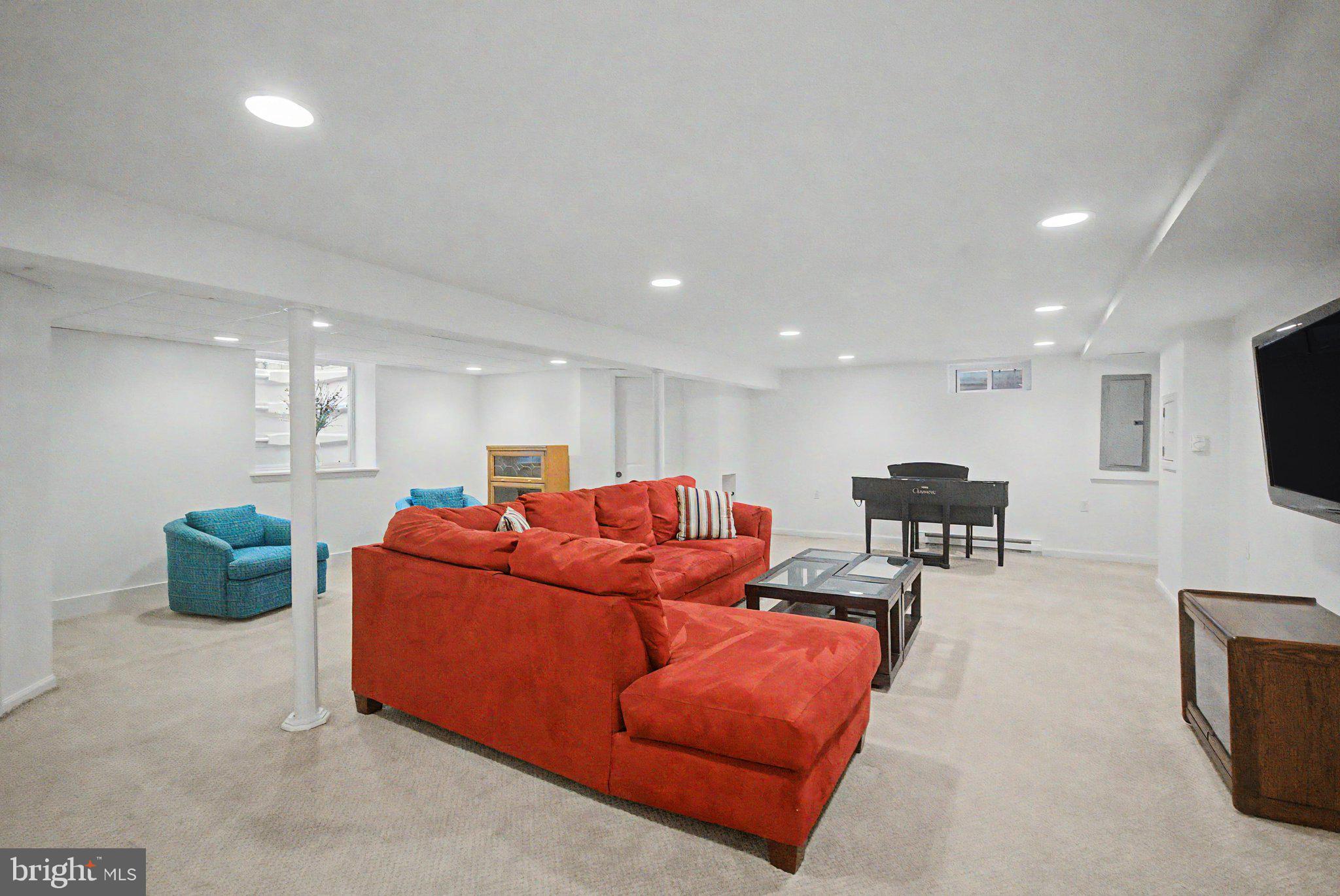 ROBINWOOD FARM - Residential