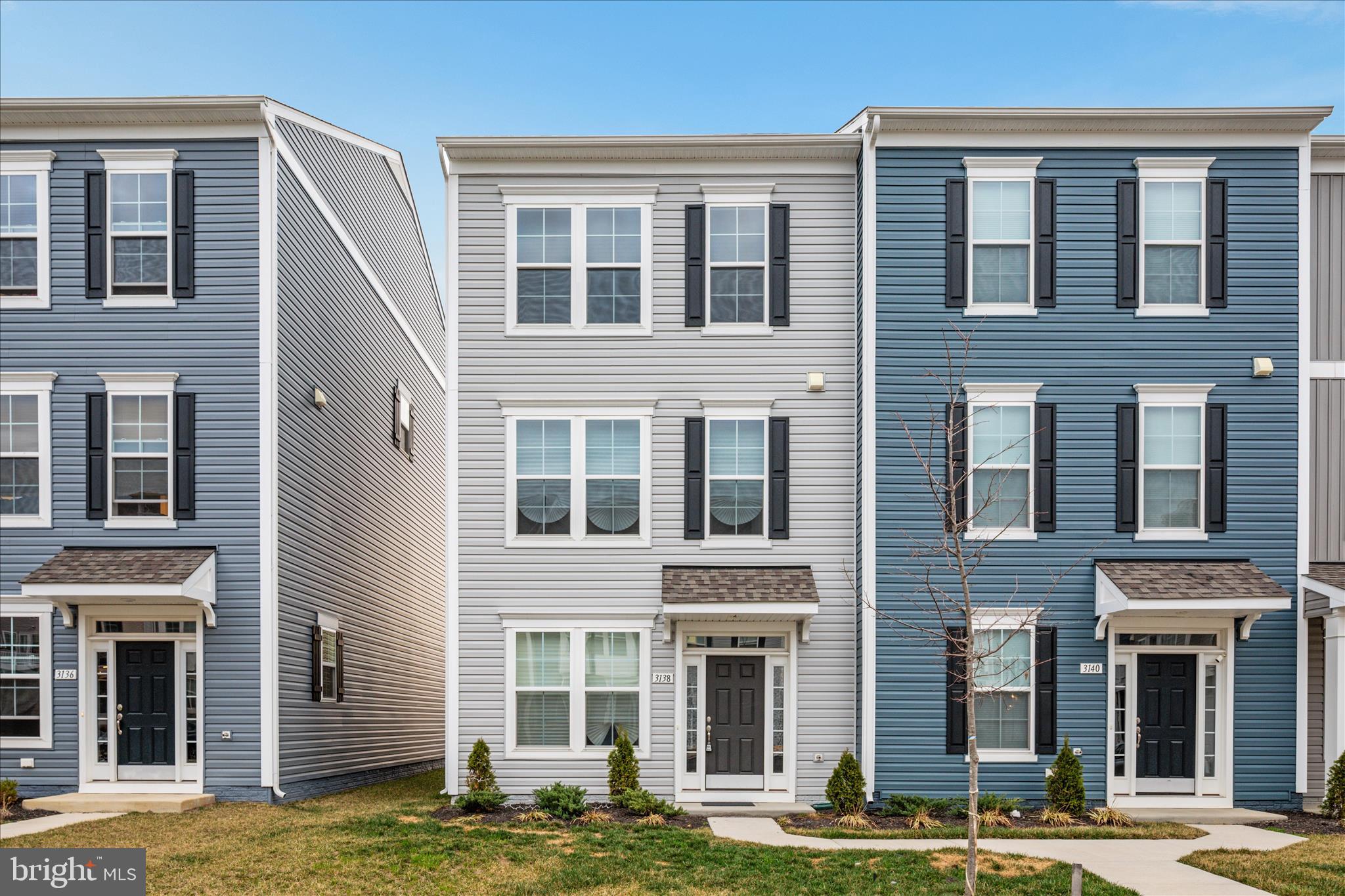 LOFTS AT CREEKSIDE - Residential