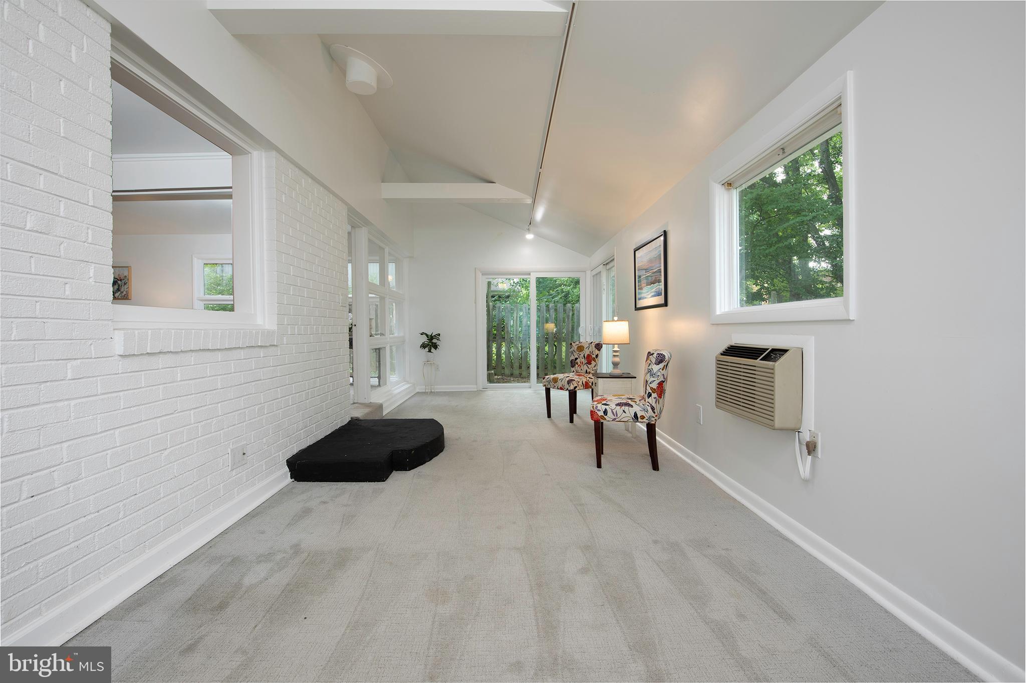 ASPEN KNOLLS - Residential