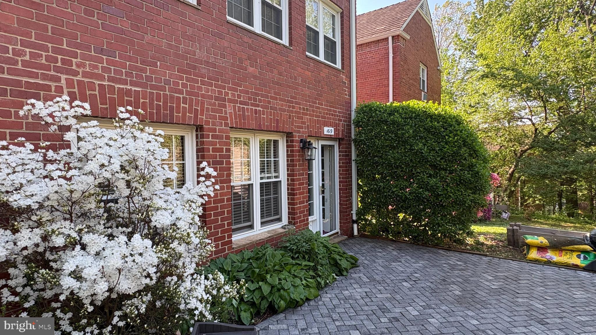 PARKFAIRFAX - Residential