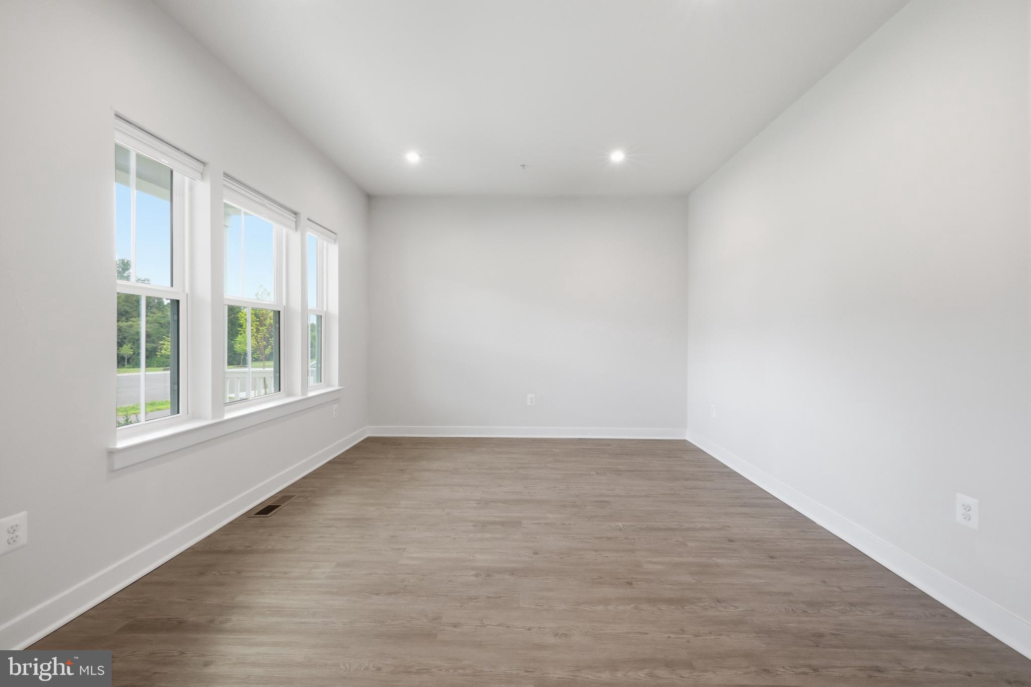 WELLINGTON FARMS - Residential