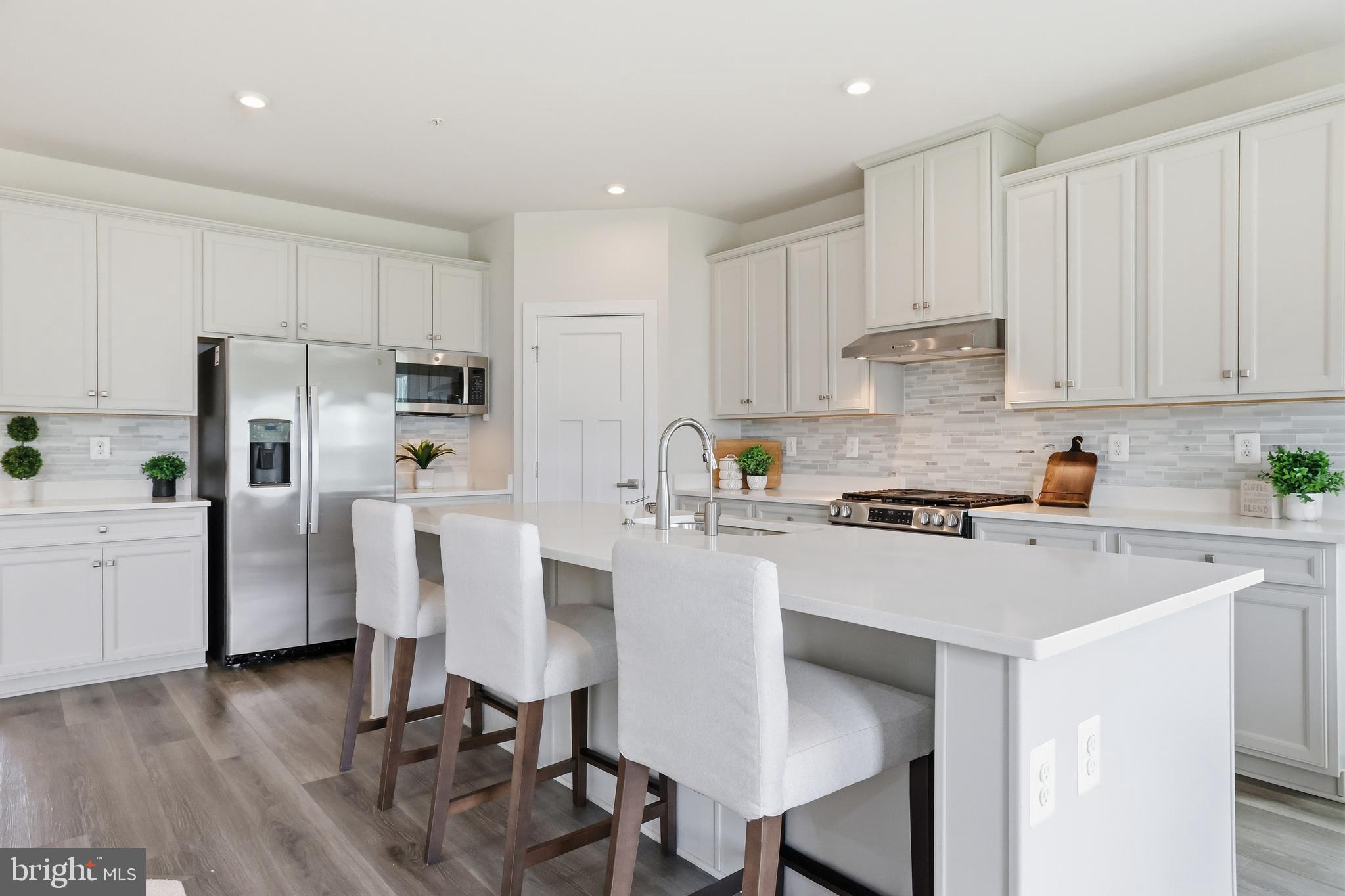 WELLINGTON FARMS - Residential